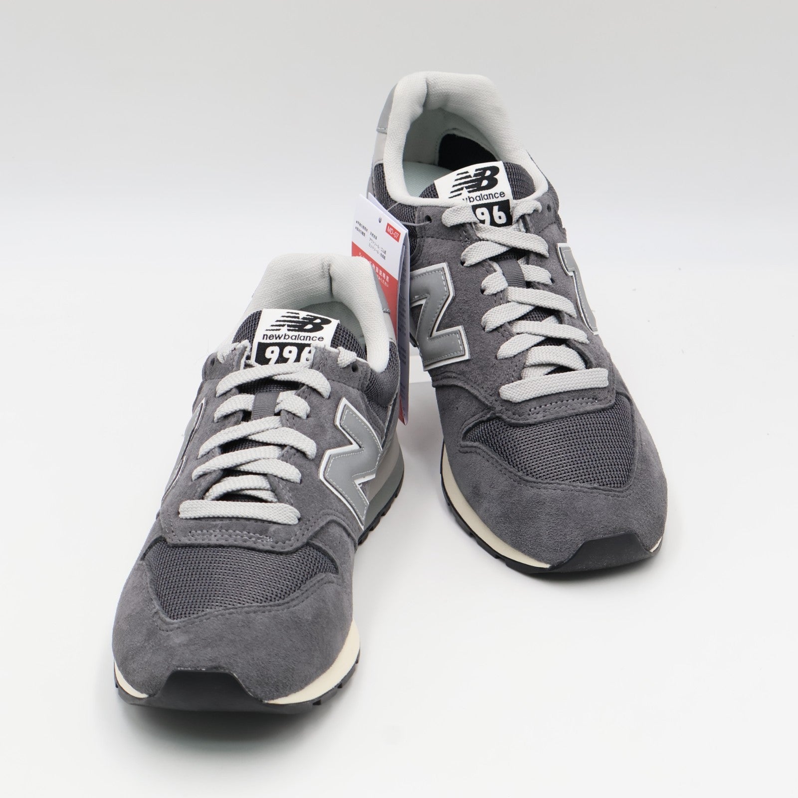 CM996JG2 New Balance 996V2 Magnet/Silver Metallic/Sea Salt (Men's)