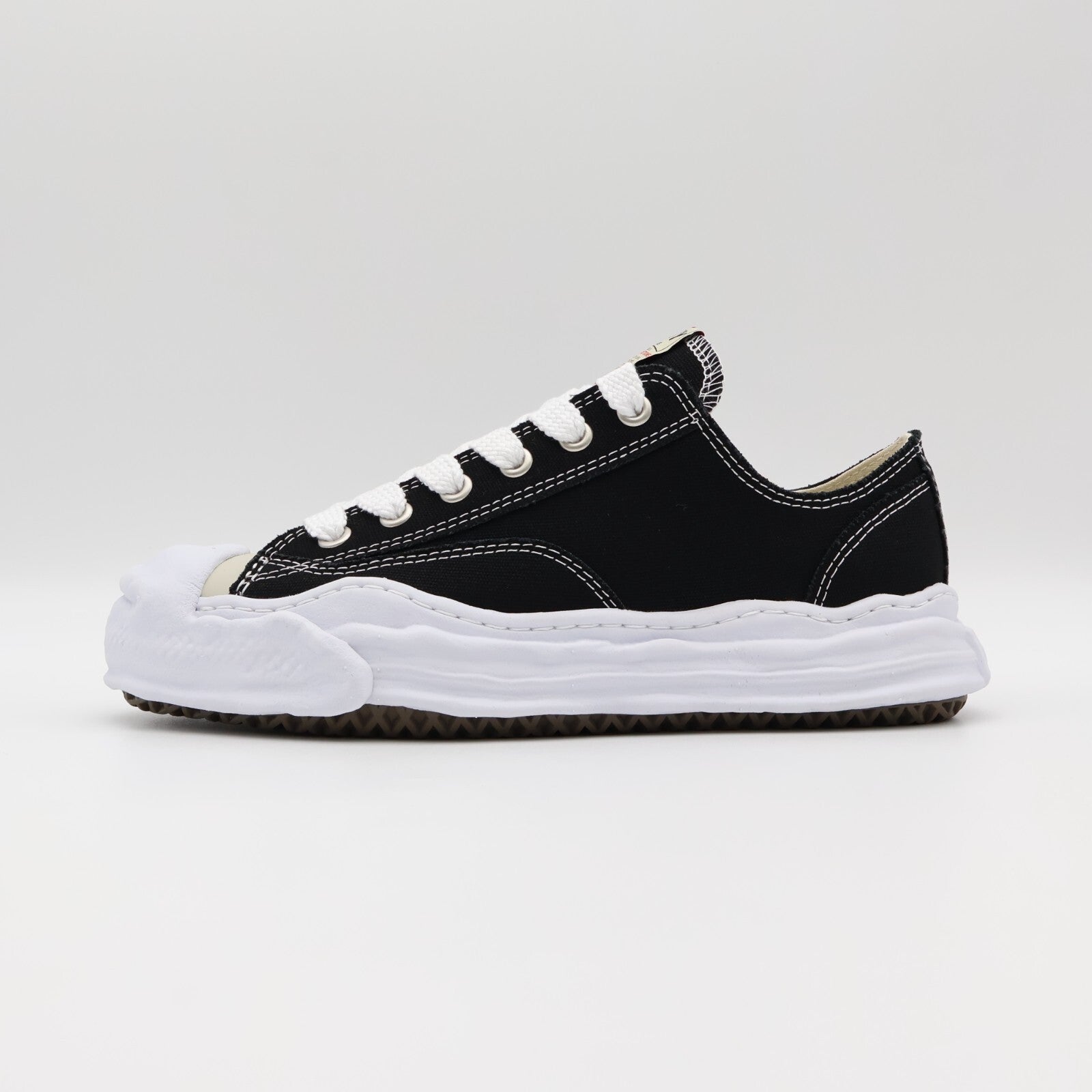 A05FW702-black Maison MIHARA YASUHIRO HANK Original Sole Canvas Low Cut (Men's)