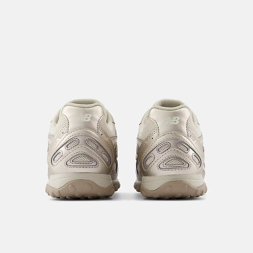 U204LCMB New Balance 204L (Men's)