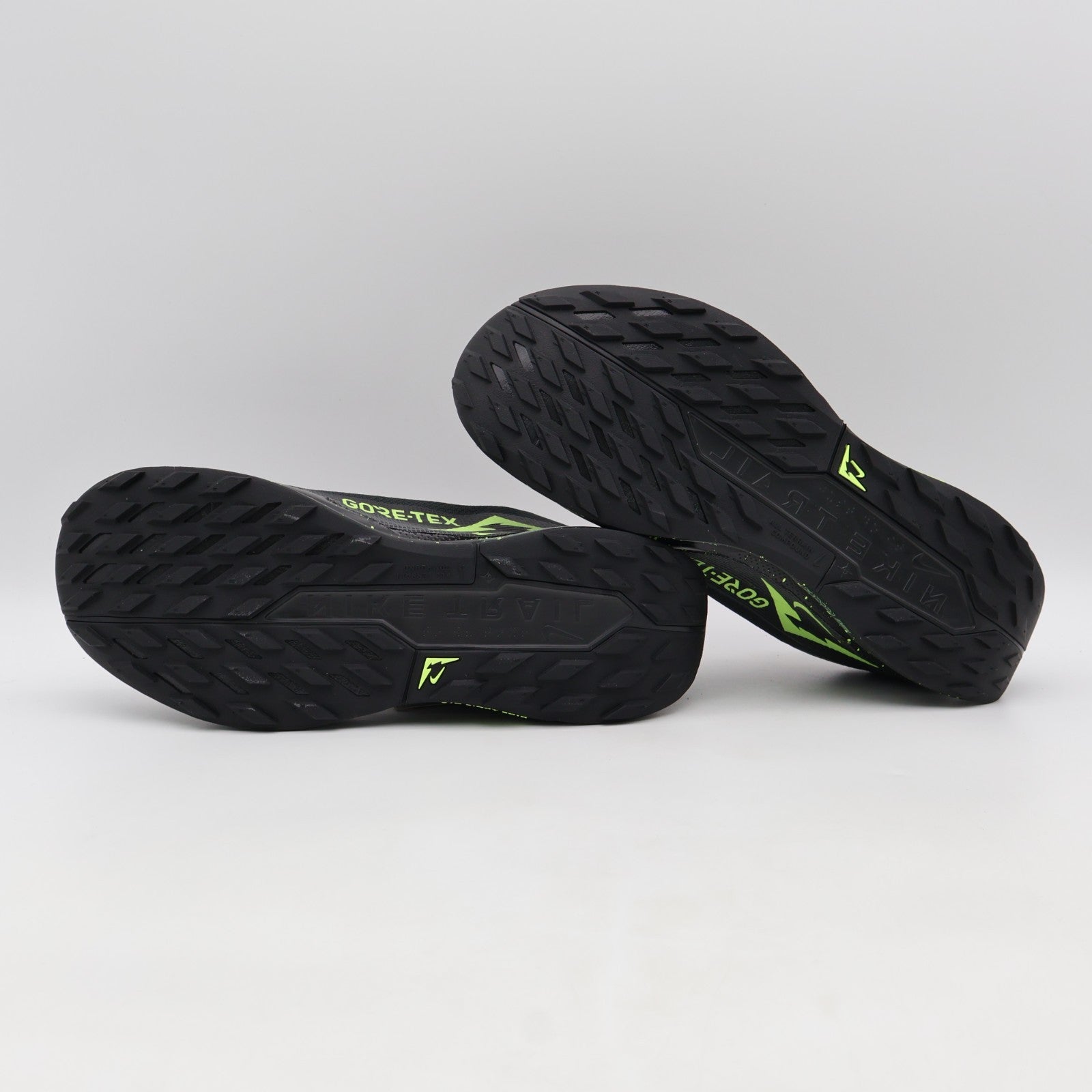 FQ0908-014 Nike Pegasus Trail 5 GORE-TEX Waterproof Trail Running Shoes