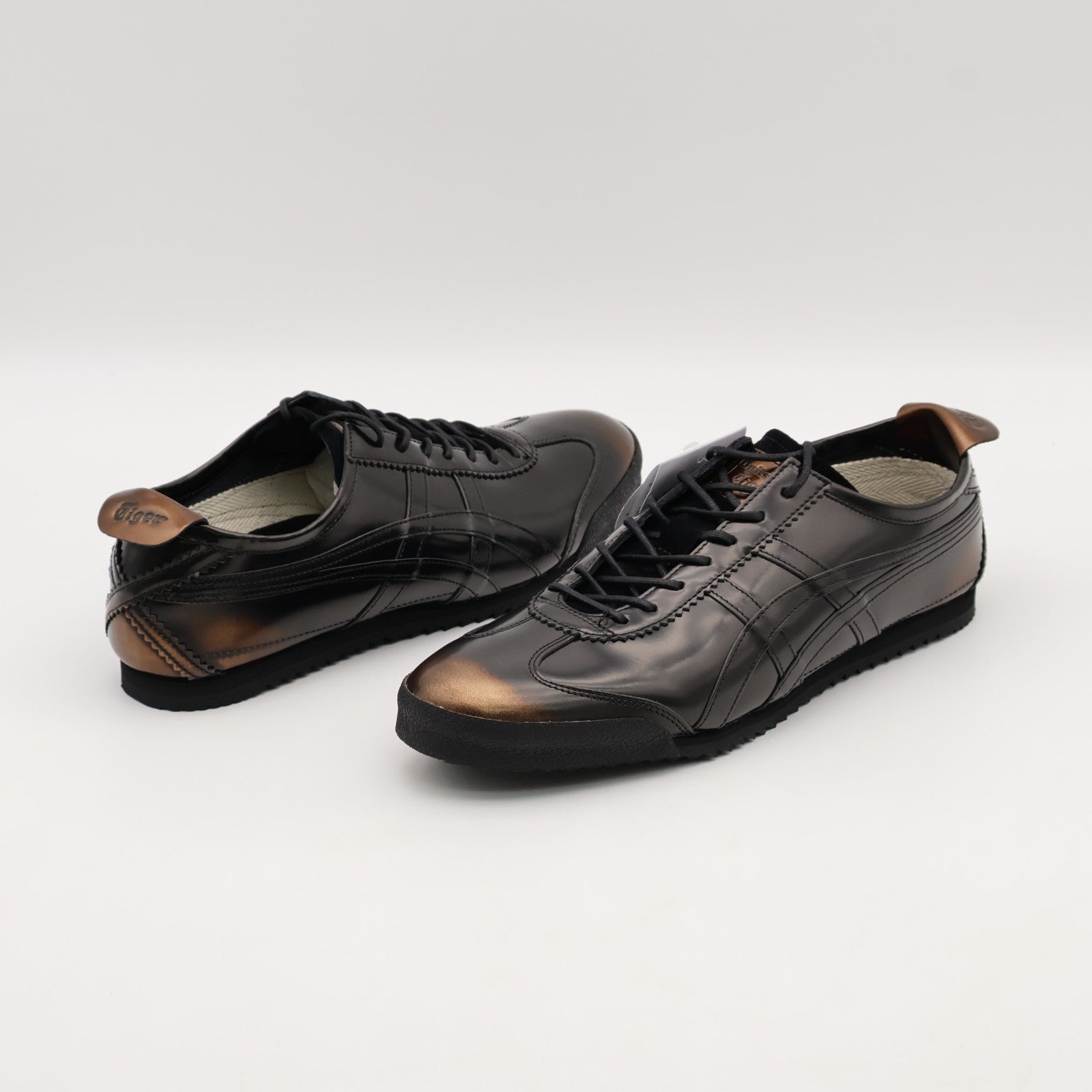 1181A597-001 Onitsuka Tiger NIPPON MADE MEXICO 66 DELUXE BLACK PURE (Men's)