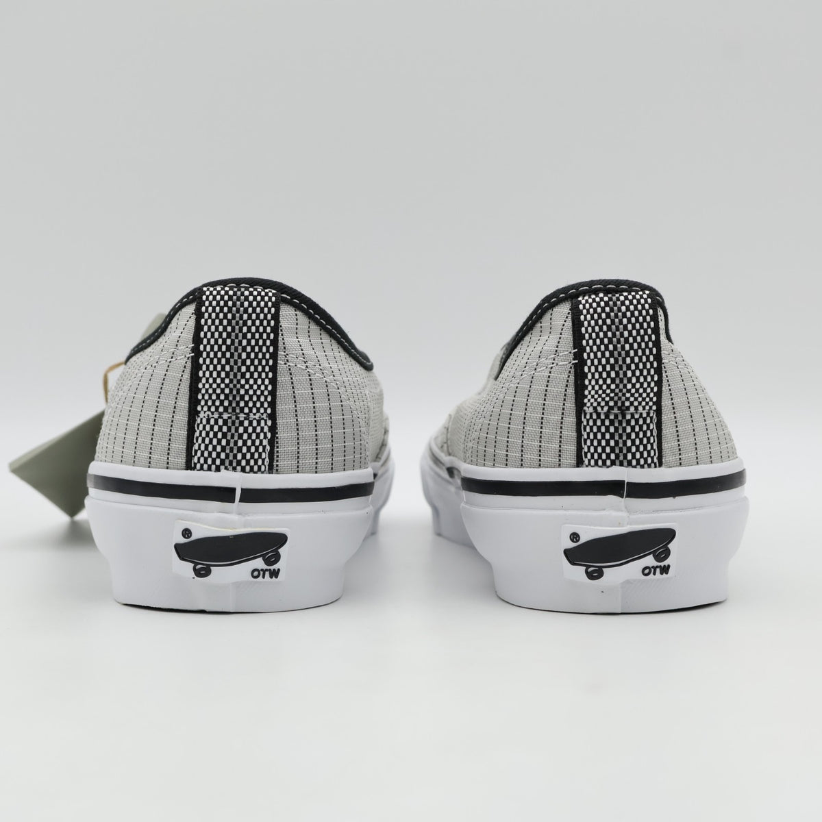 VN000EH1BA2 OTW by Vans Authentic 44 HT Vibram Black White (Men's)