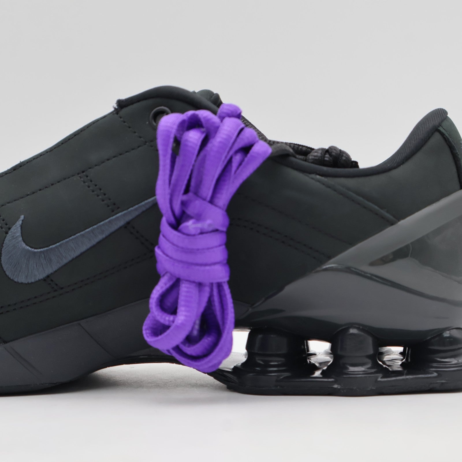 IO9934-001 Nike Total 90 Shox Magia Suede "Black" (Women's)