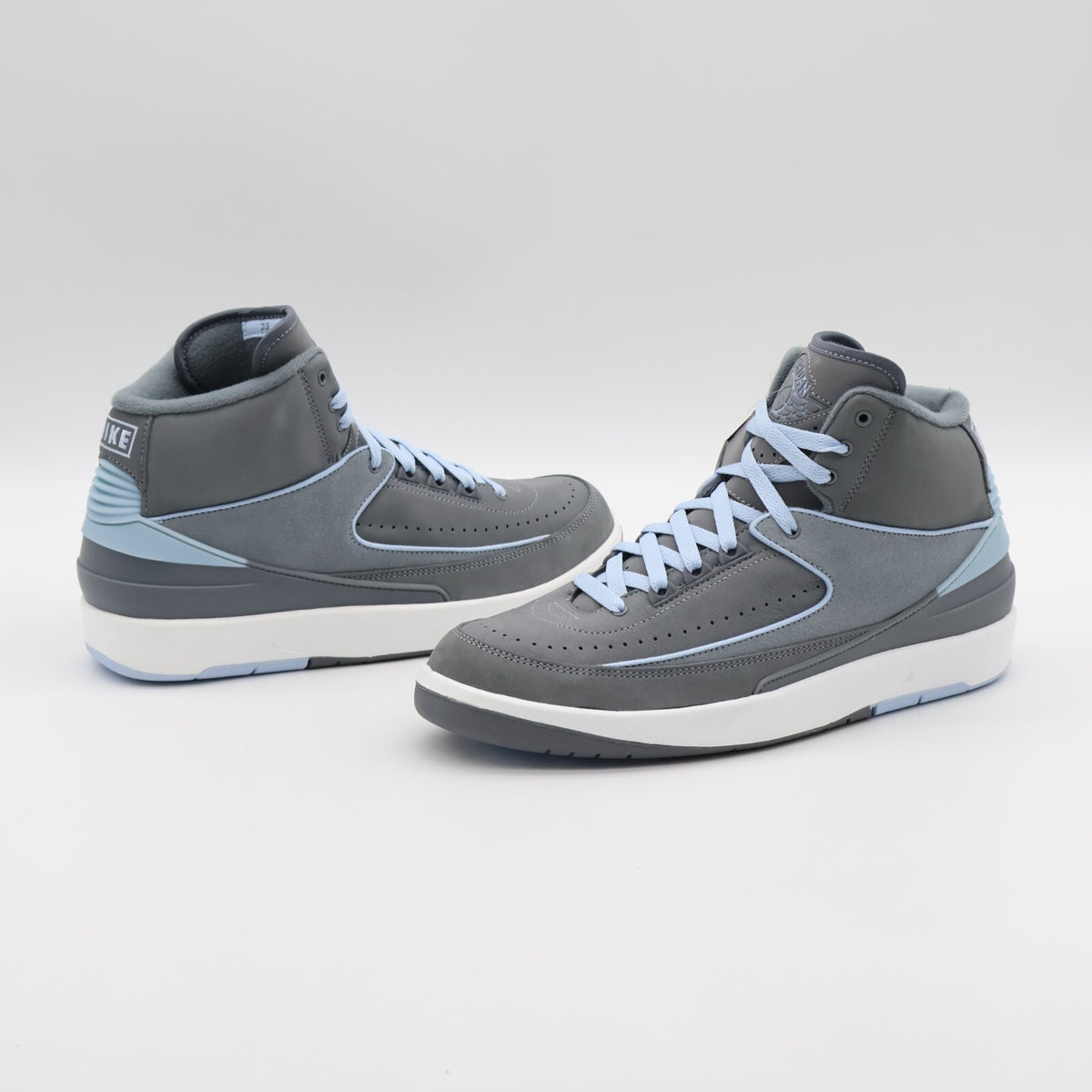 FB8871-041 Nike Air Jordan 2 Retro Cool Grey Ice Blue White (Womenâs)