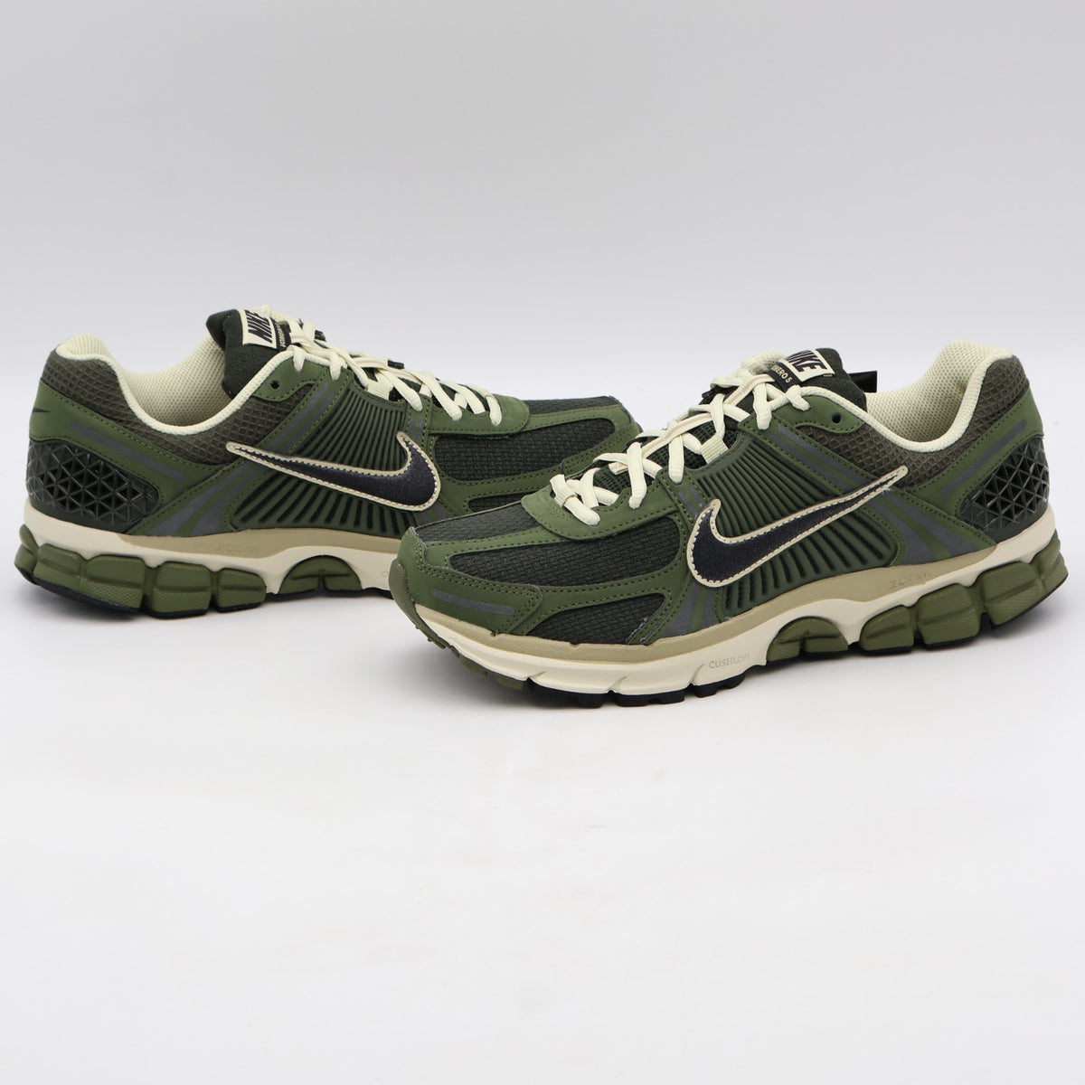 IB2987-300 Nike Vomero 5 Army Olive (Men's)