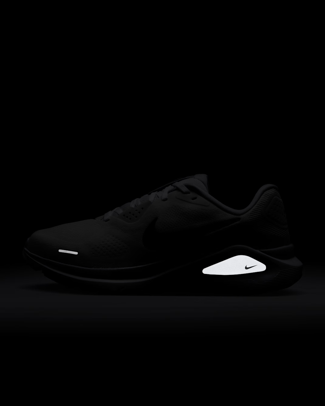 HJ1101-101 Nike Structure 26 White Black (Women's)