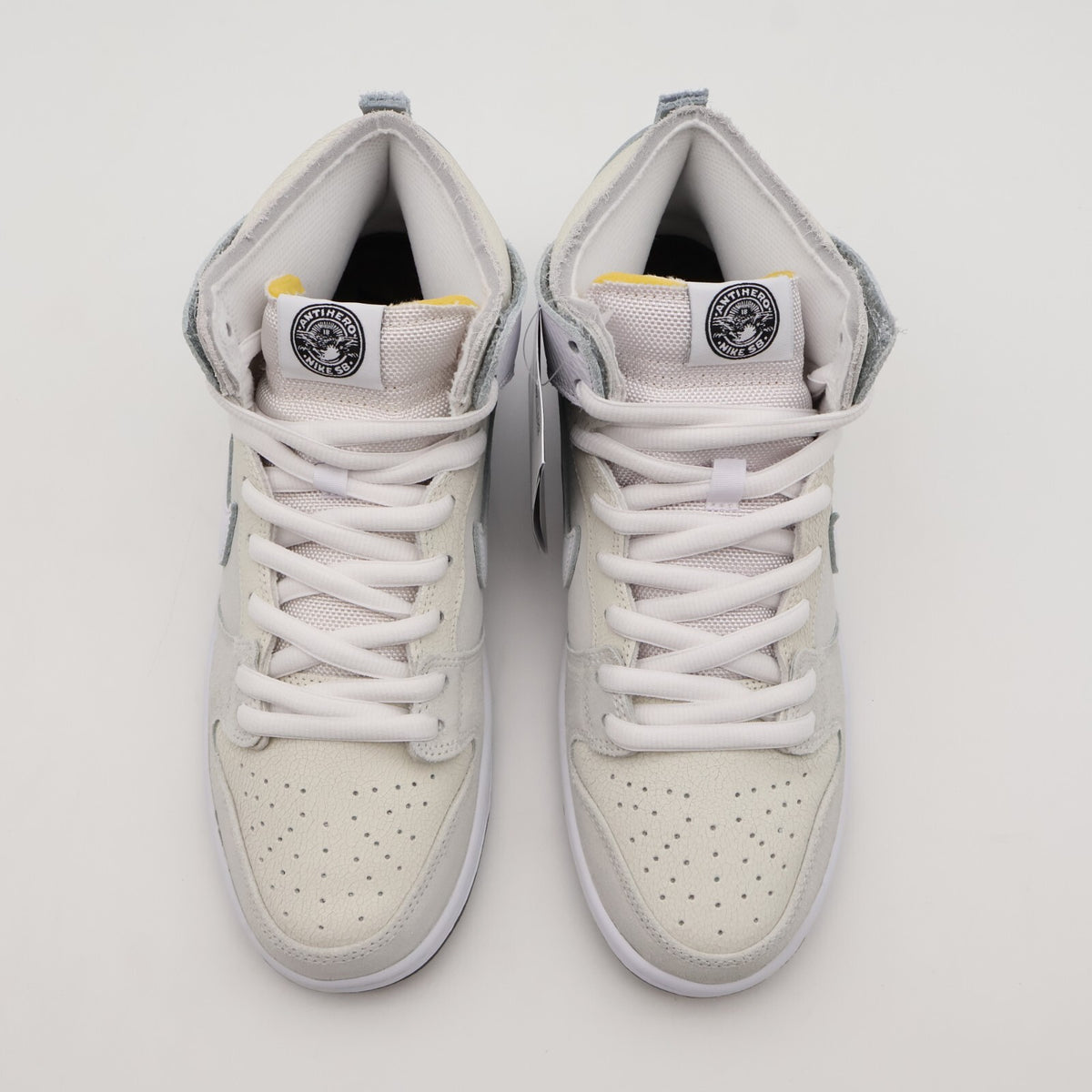 HM5837-100 ANTIHERO Ã Nike SB Dunk High QS White (Men's)