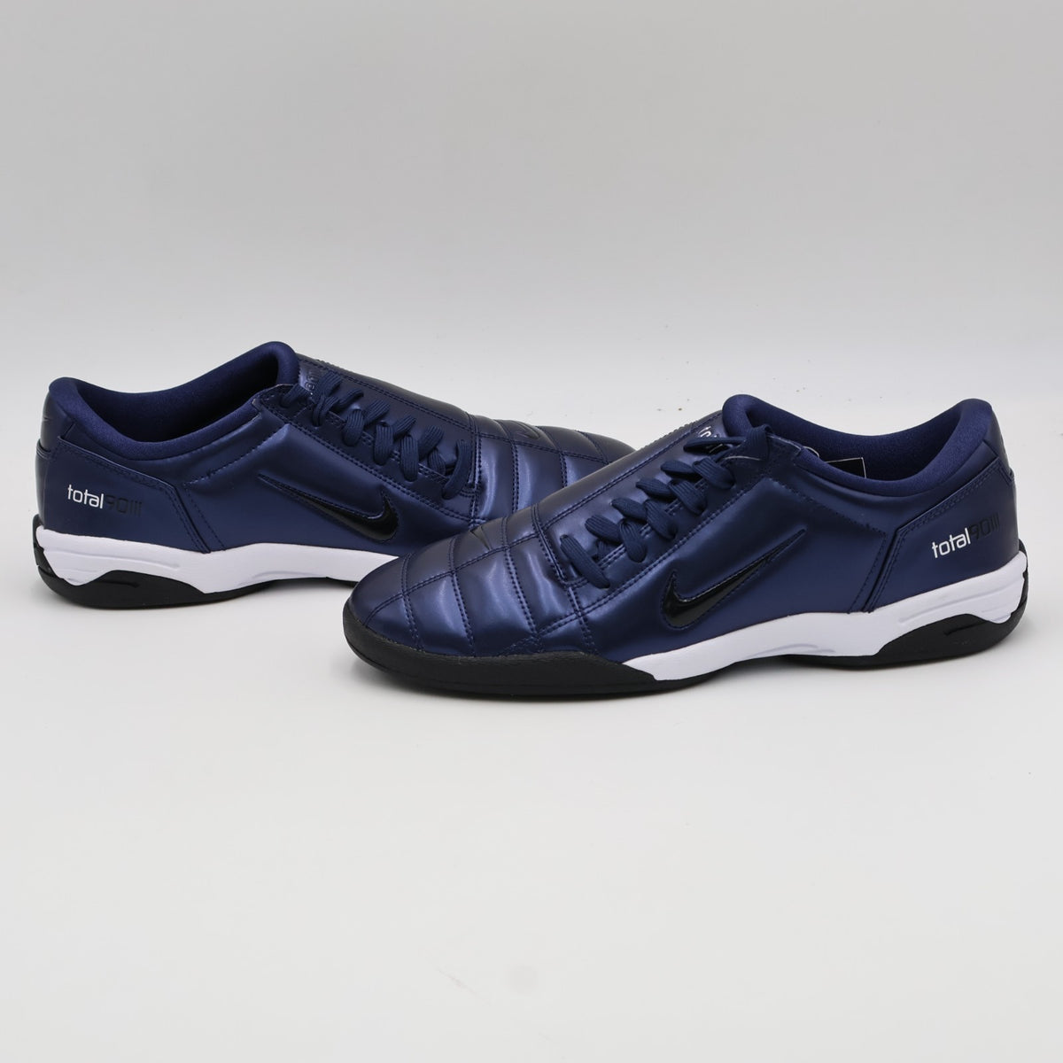 IM7595-400 Nike Total 90 3 Midnight Navy White Black (Women's)