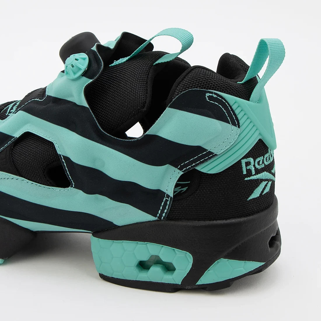 100288626 Reebok Instapump Fury 94 "Black" (Men's)