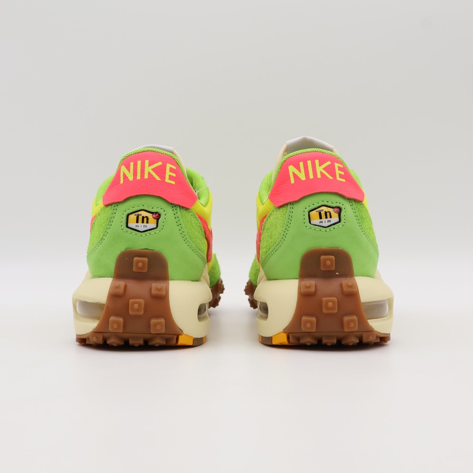 IB3656-300 Nike Air Max Waffle Sprinter Green Electrolime (Men's)