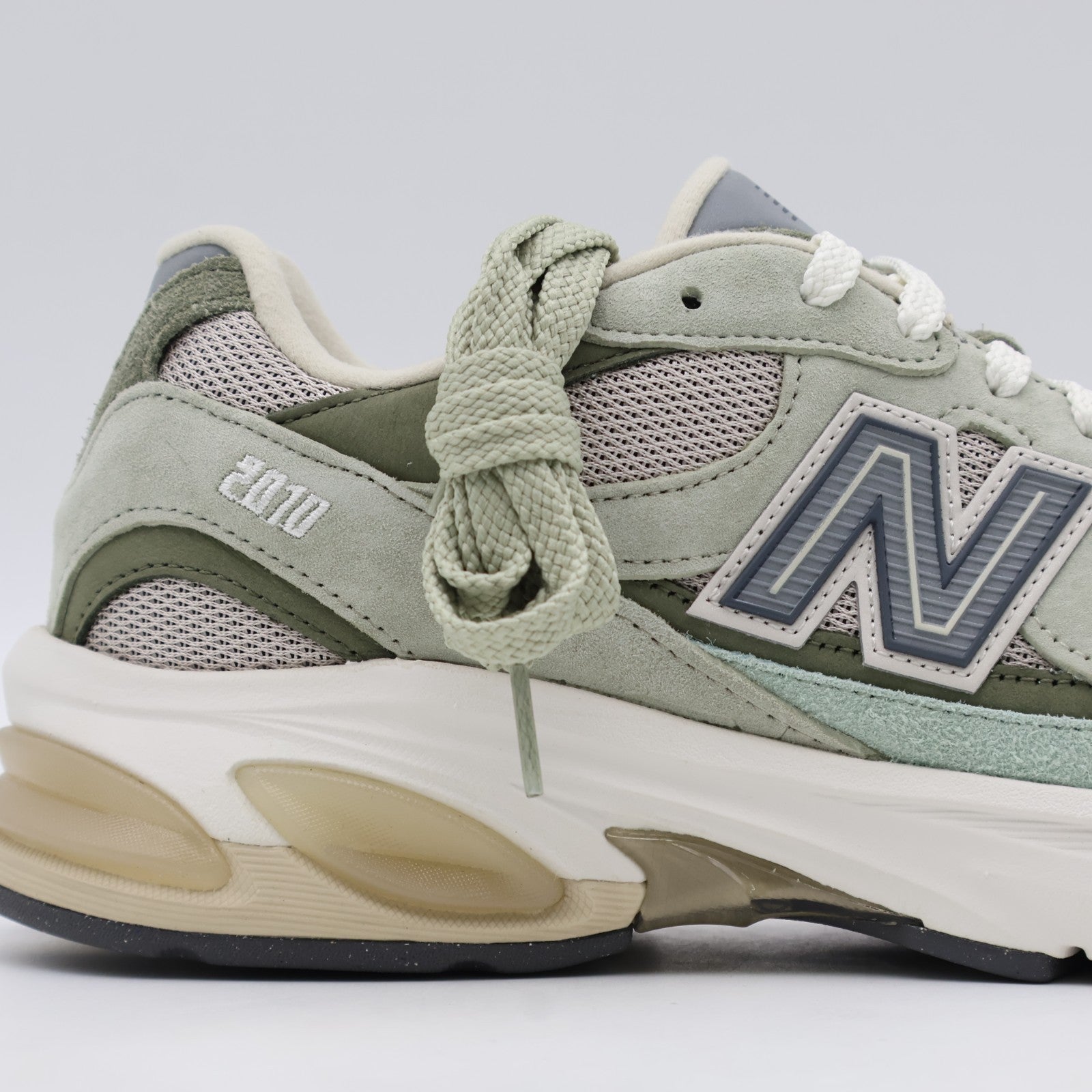 U20105K7 New Balance 2010 Wasabi (atmos Japan Exclusive) (Men's)