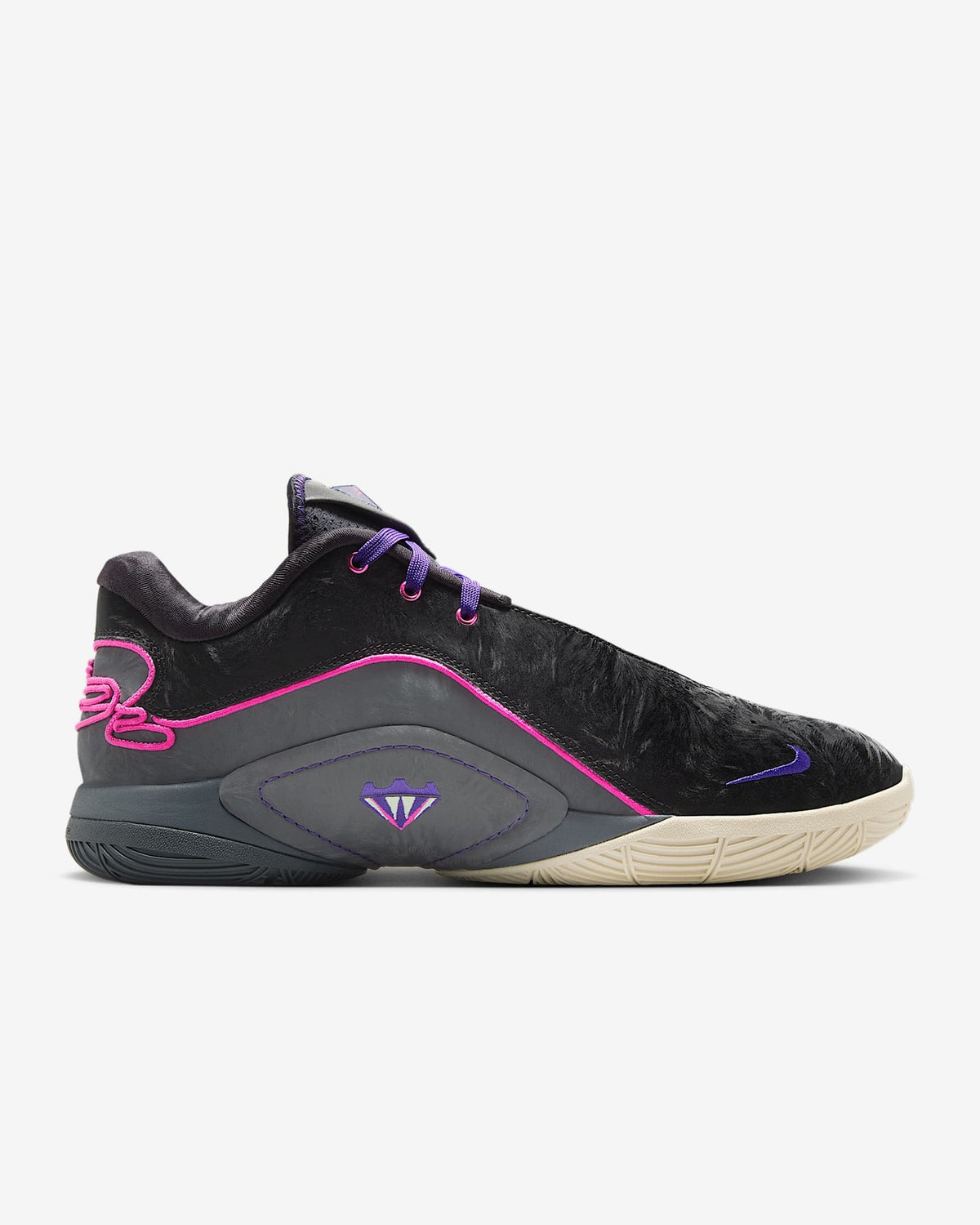 FZ1095-001 Nike LeBron 22 Tunnel Vision FZ1094-001 (Men's)