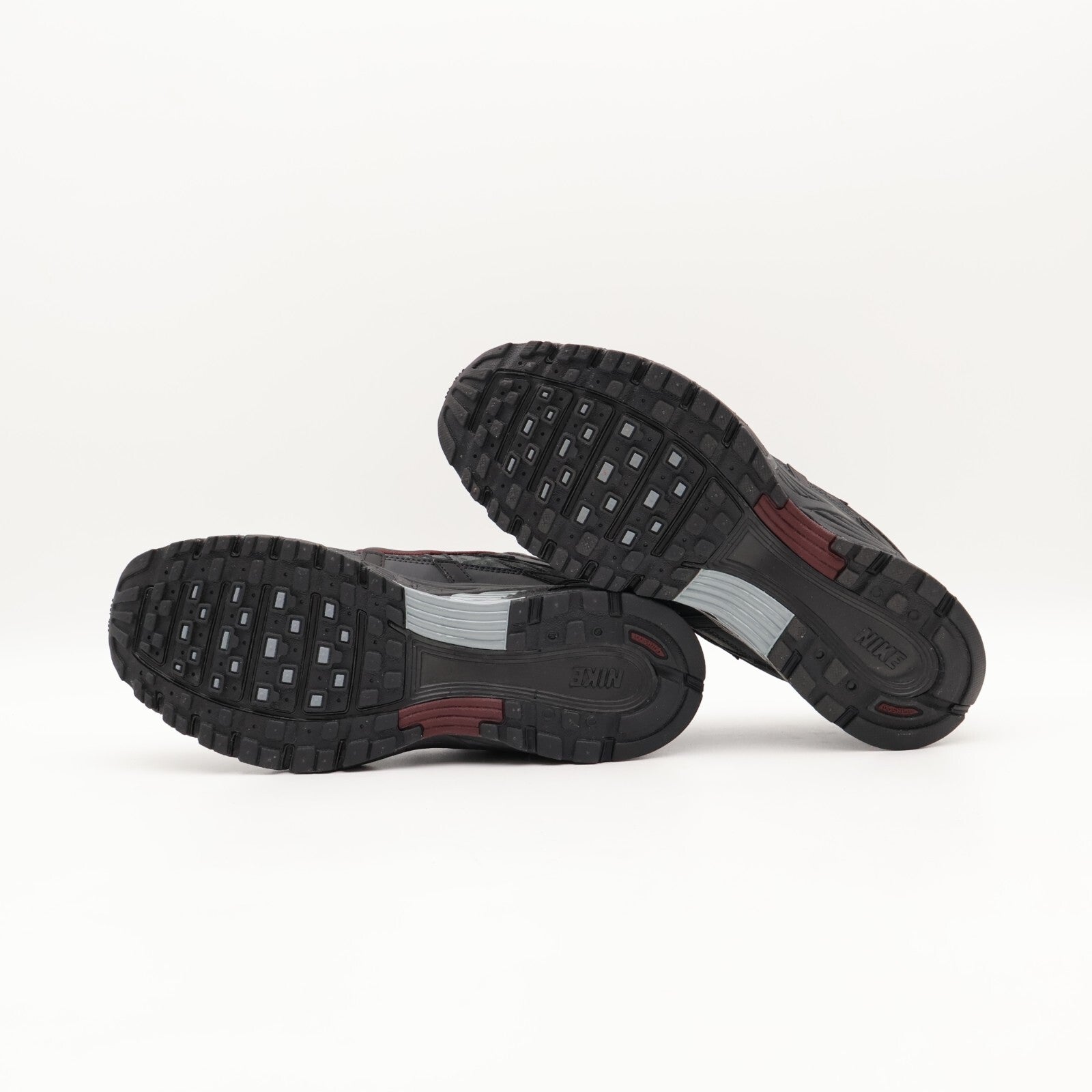 HQ4054-001 Nike P-6000 Black Burgundy Crush Midnight Navy (Women's)
