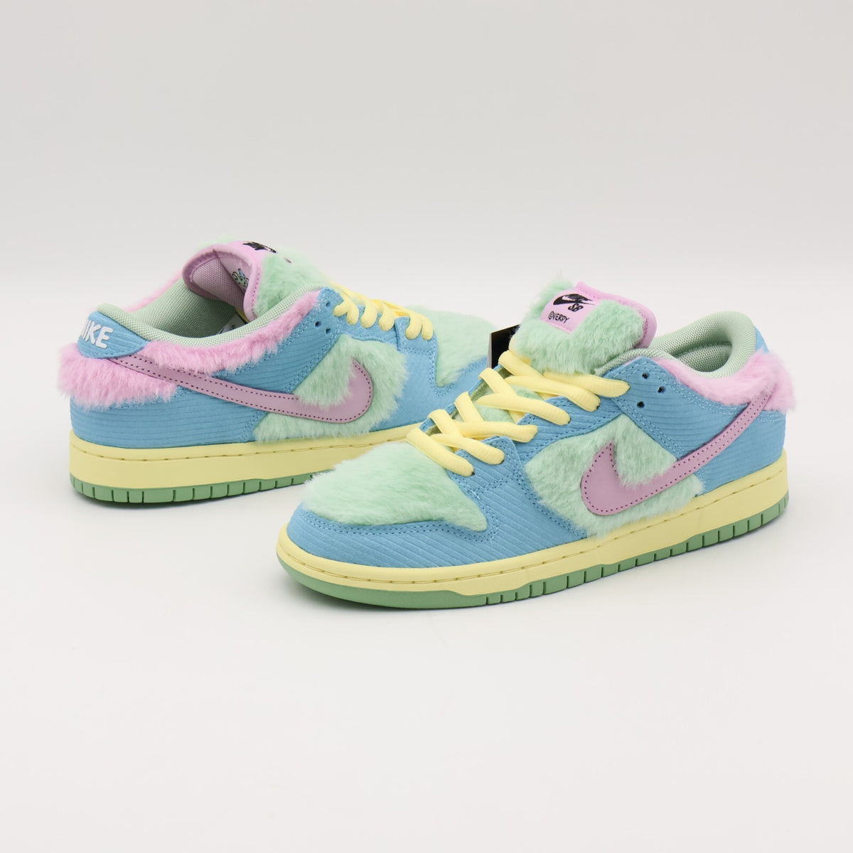 FN6040-400 VERDY Nike SB Dunk Low Pro Visty Blue Gaze and Enamel Green (Men's)