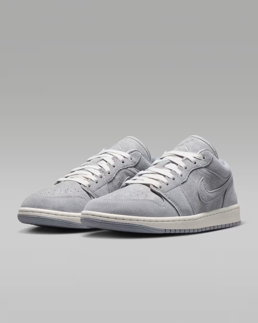 IW0819-498 NIKE Air Jordan 1 Low "Wolf Grey" (Women's)
