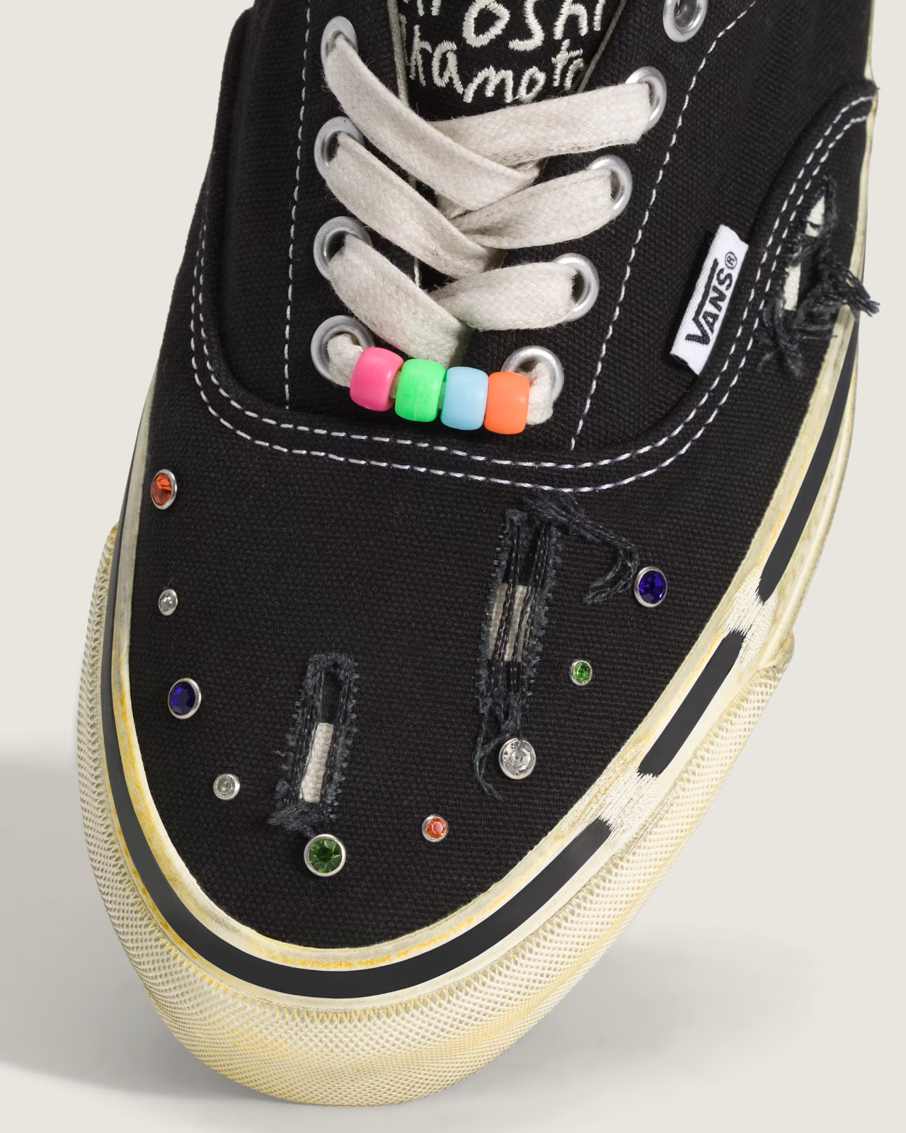 VN000EFEBLK Satoshi Nakamoto Ã OTW by Vans Era 95 Gems Round Jewel (Men's)