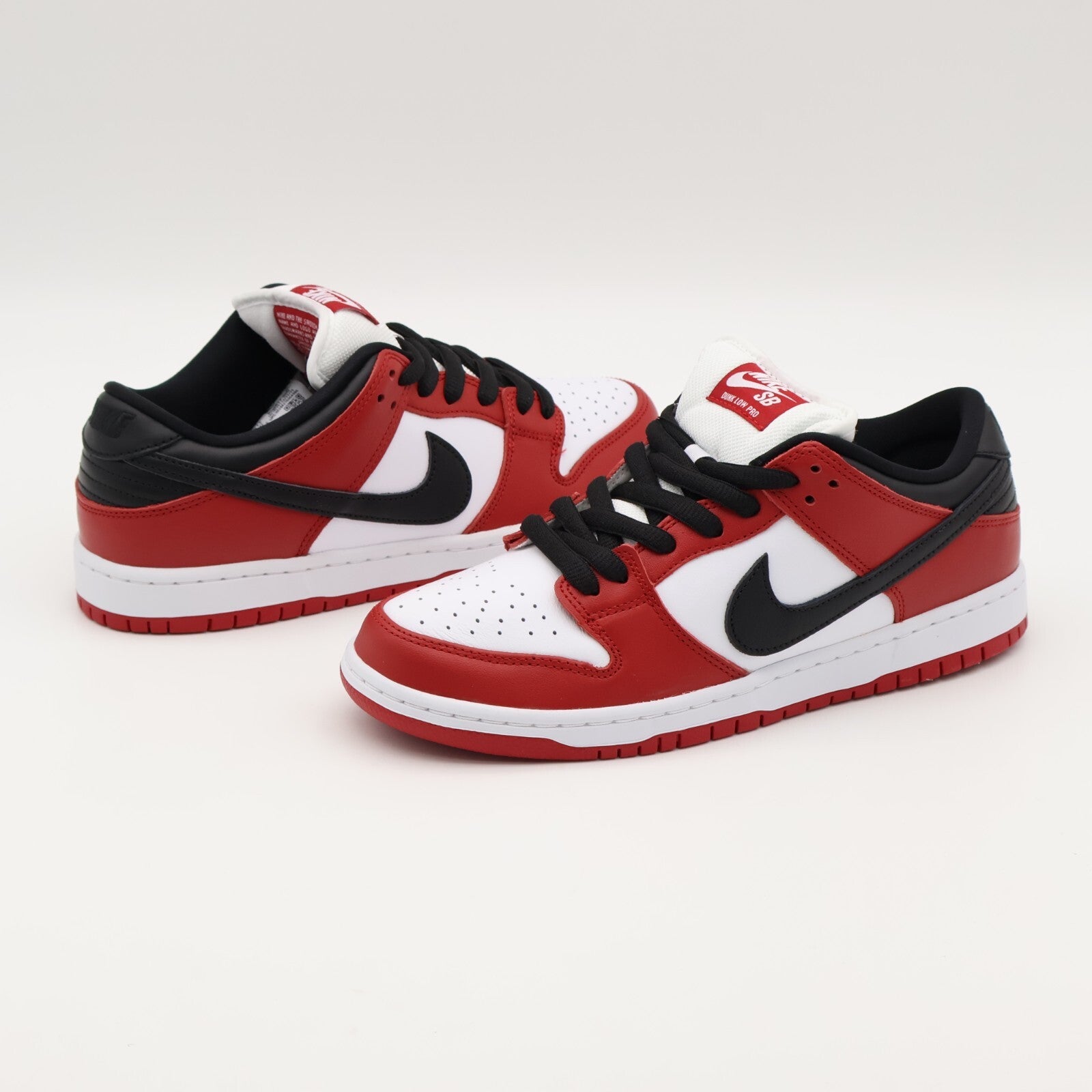 BQ6817-600 Nike SB Dunk Low Pro J-Pack Chicago Varsity Red and White (Men's)