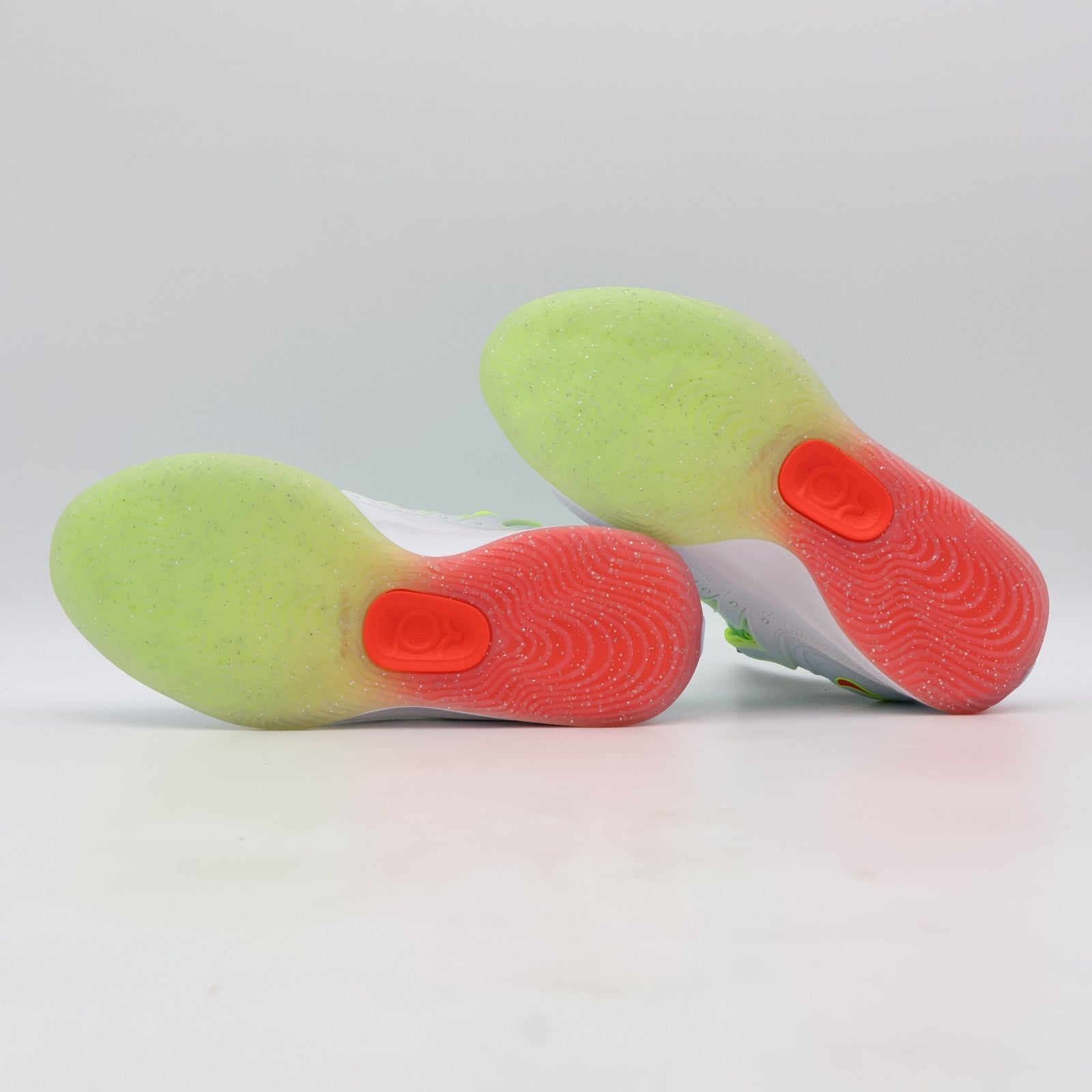 HV1996-100 Nike KD18 Snowed In (HV1998-100) (Men's)