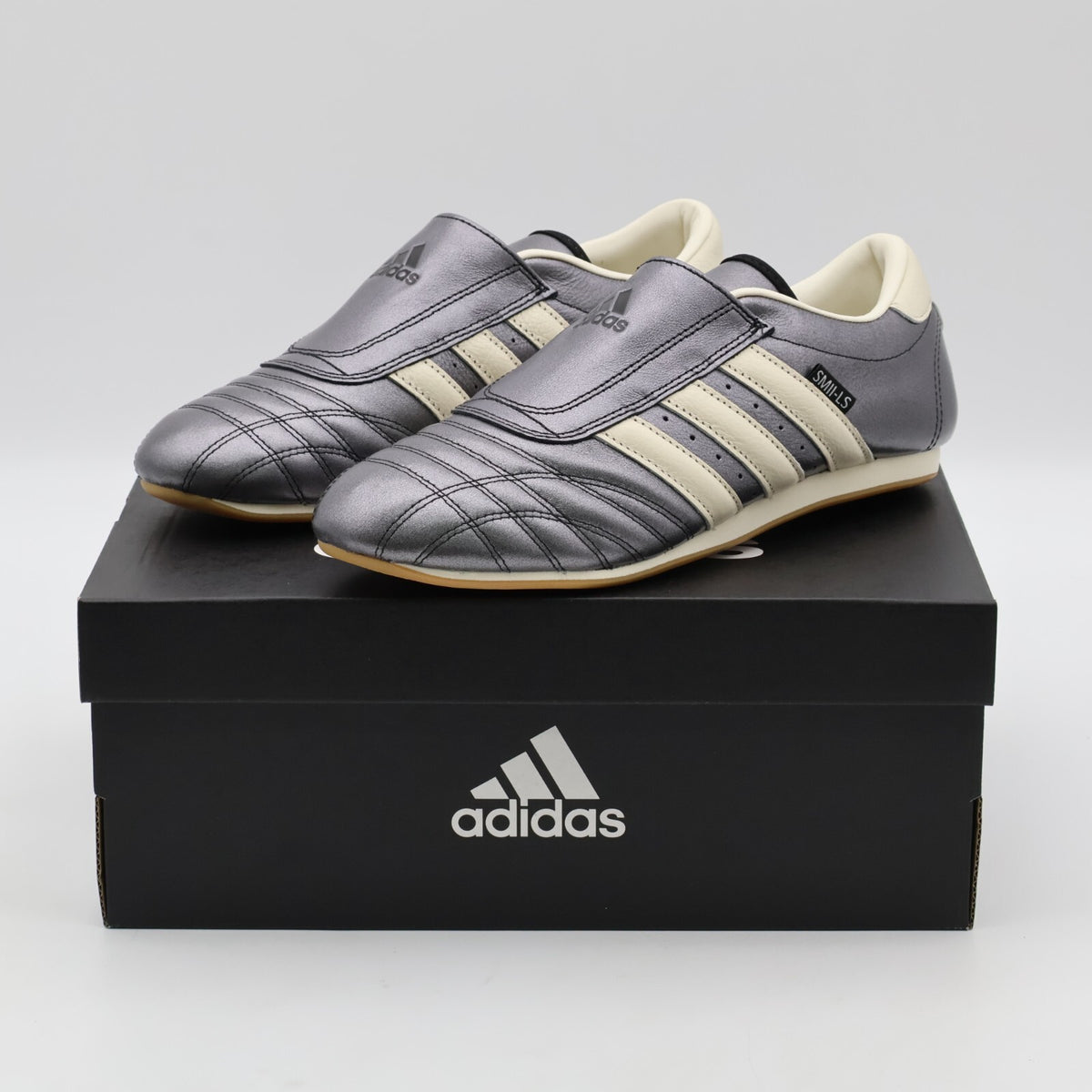 JS4465 adidas Originals Taekwondo Core Black Silver Metallic Gum (Women's)