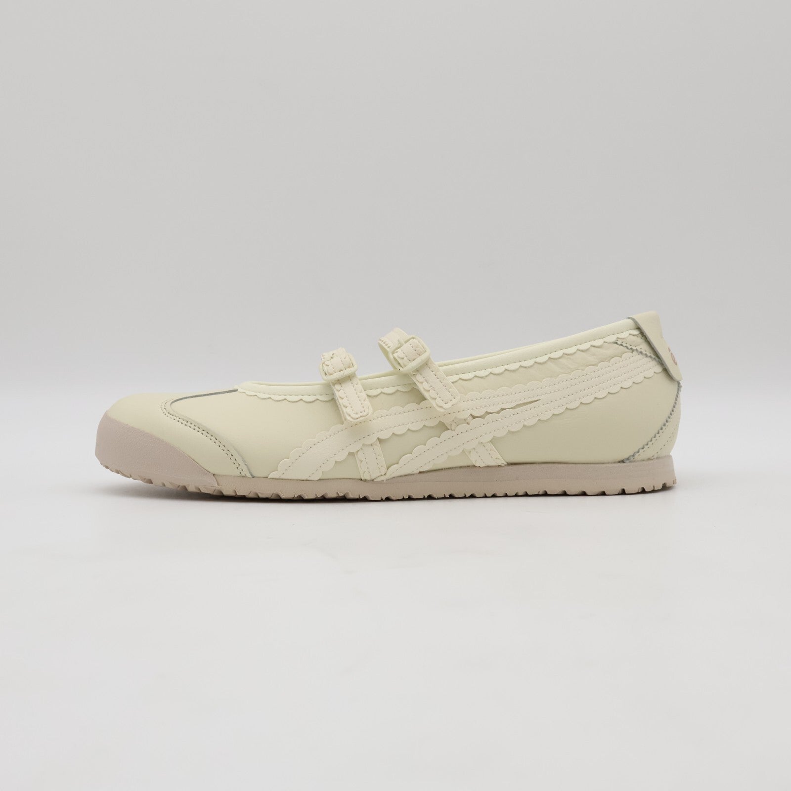1182A660-752 Onitsuka Tiger Mexico 66 TGRS Ivory Cream (Women's)