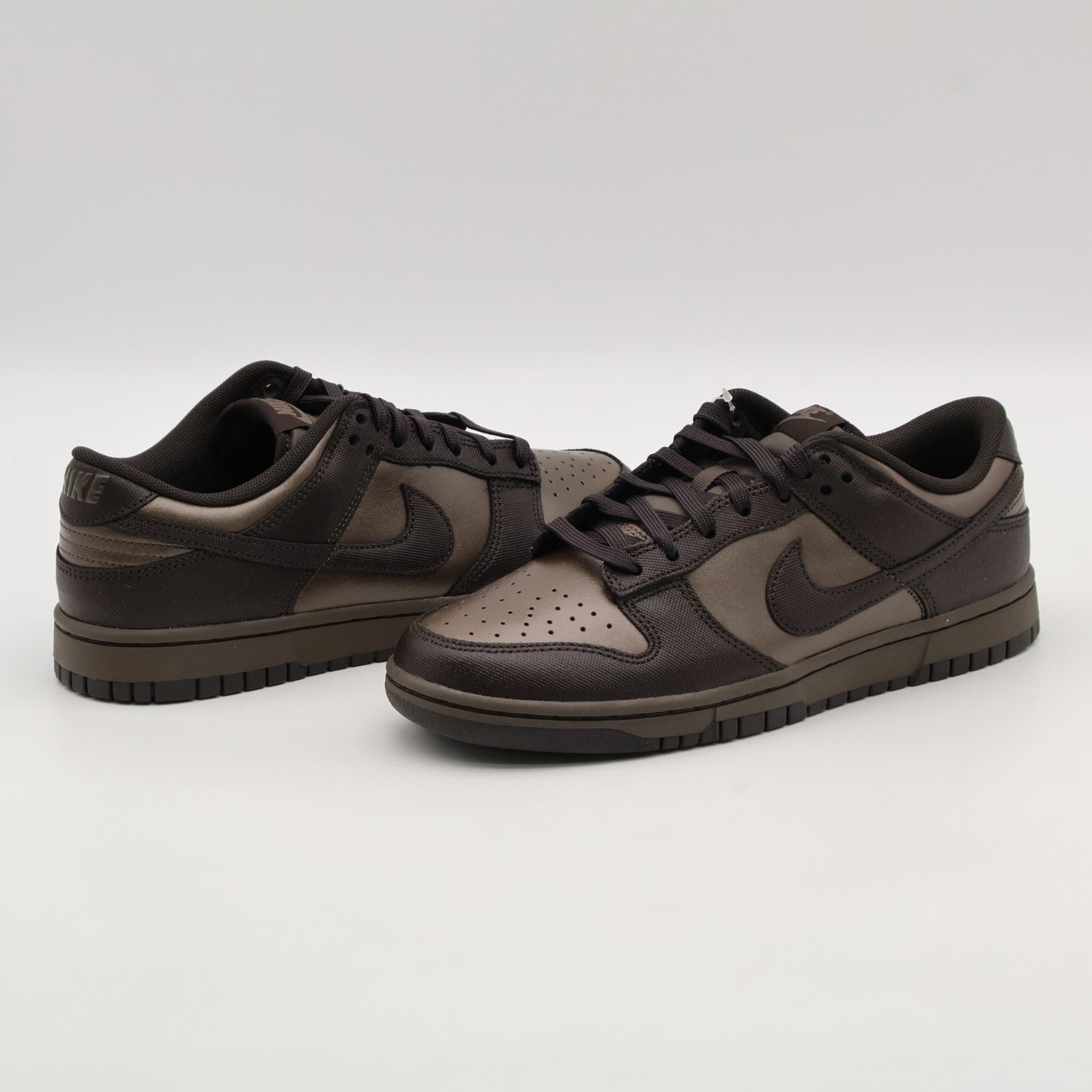 HQ1979-001 Nike Dunk Low Ironstone Velvet Brown (Men's)
