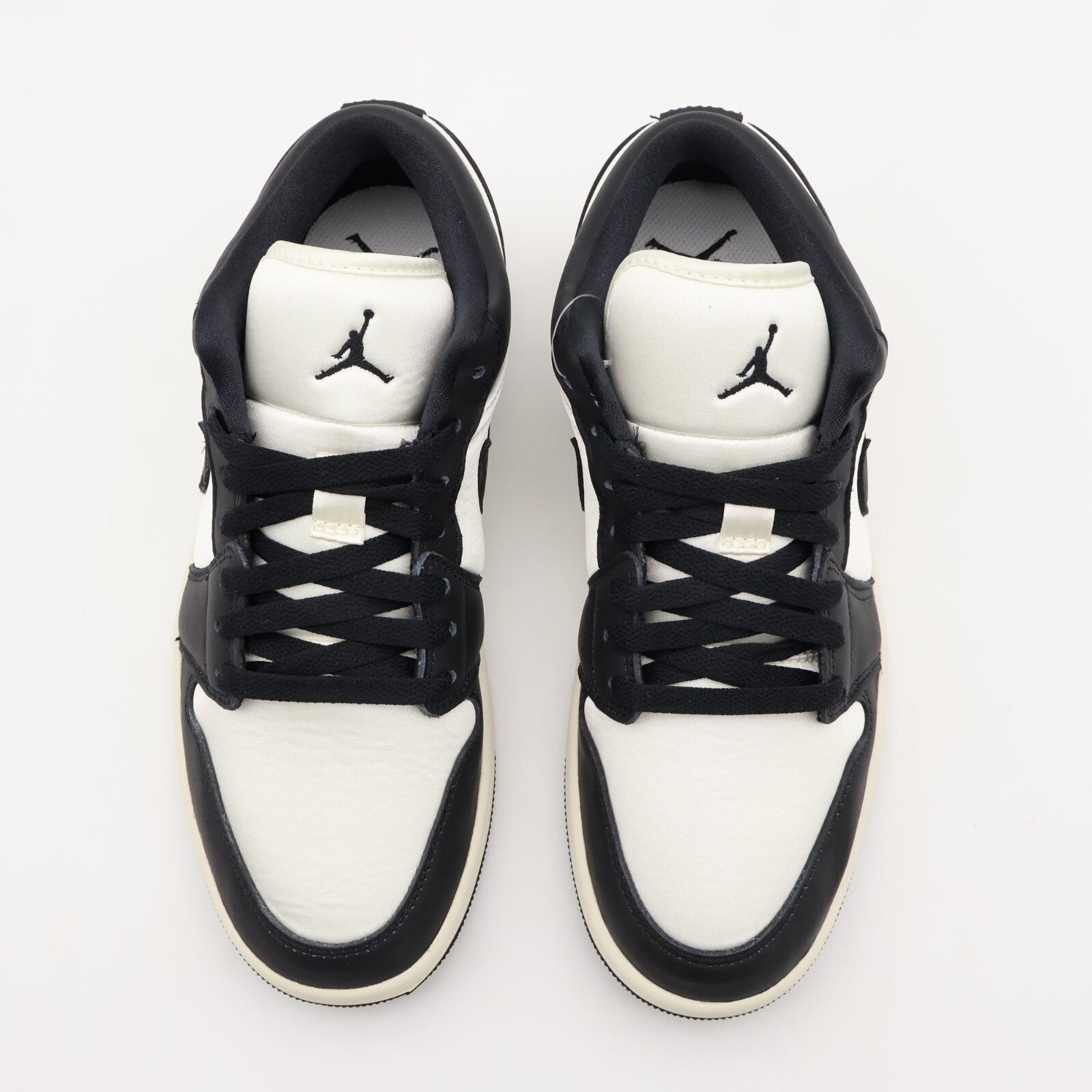 FB9893-101 Nike Air Jordan 1 Low SE Vintage Panda (Women's)