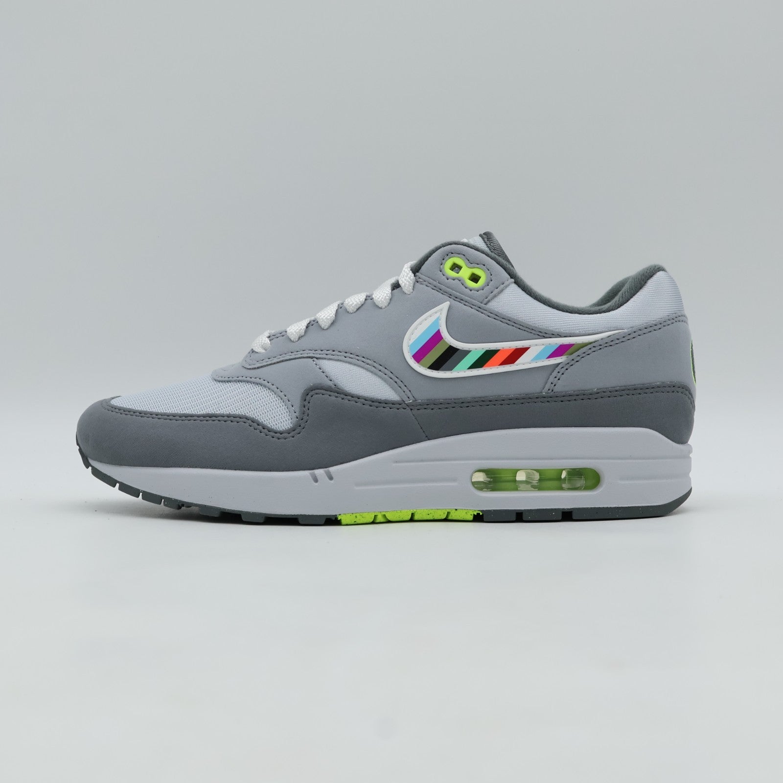 JF4580-001 Division Street Ã Nike Air Max 1 Ducks of a Feather "Tokyo" (Men's)