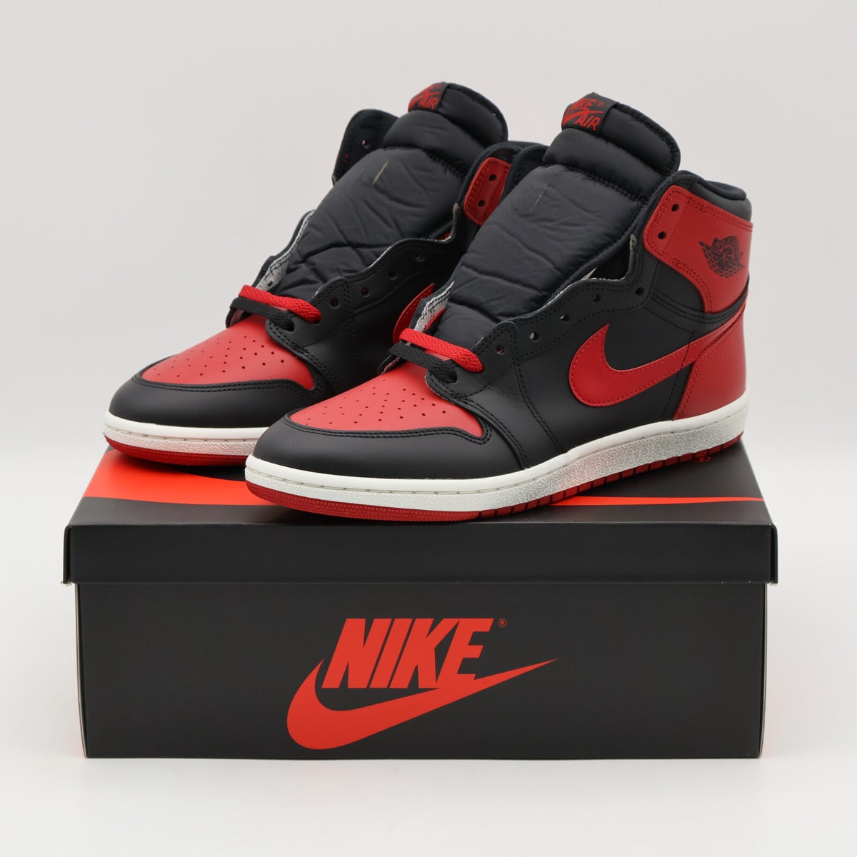HV6674-067 Nike Air Jordan 1 High 85 Bred 2025 (Men's)