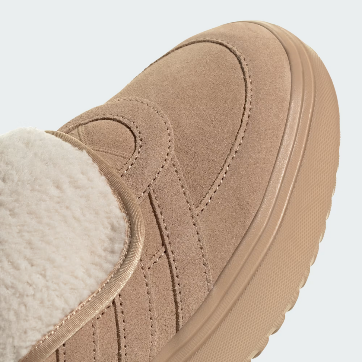 JS4998 adidas GRAND COURT MULE (Women's)