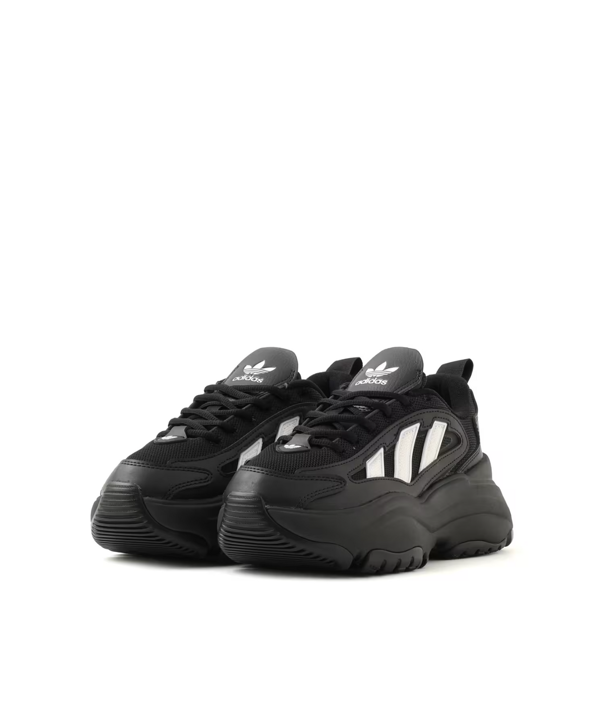 LM8050 adidas Ozgaia "Core Black/Cloud White" (Women's)