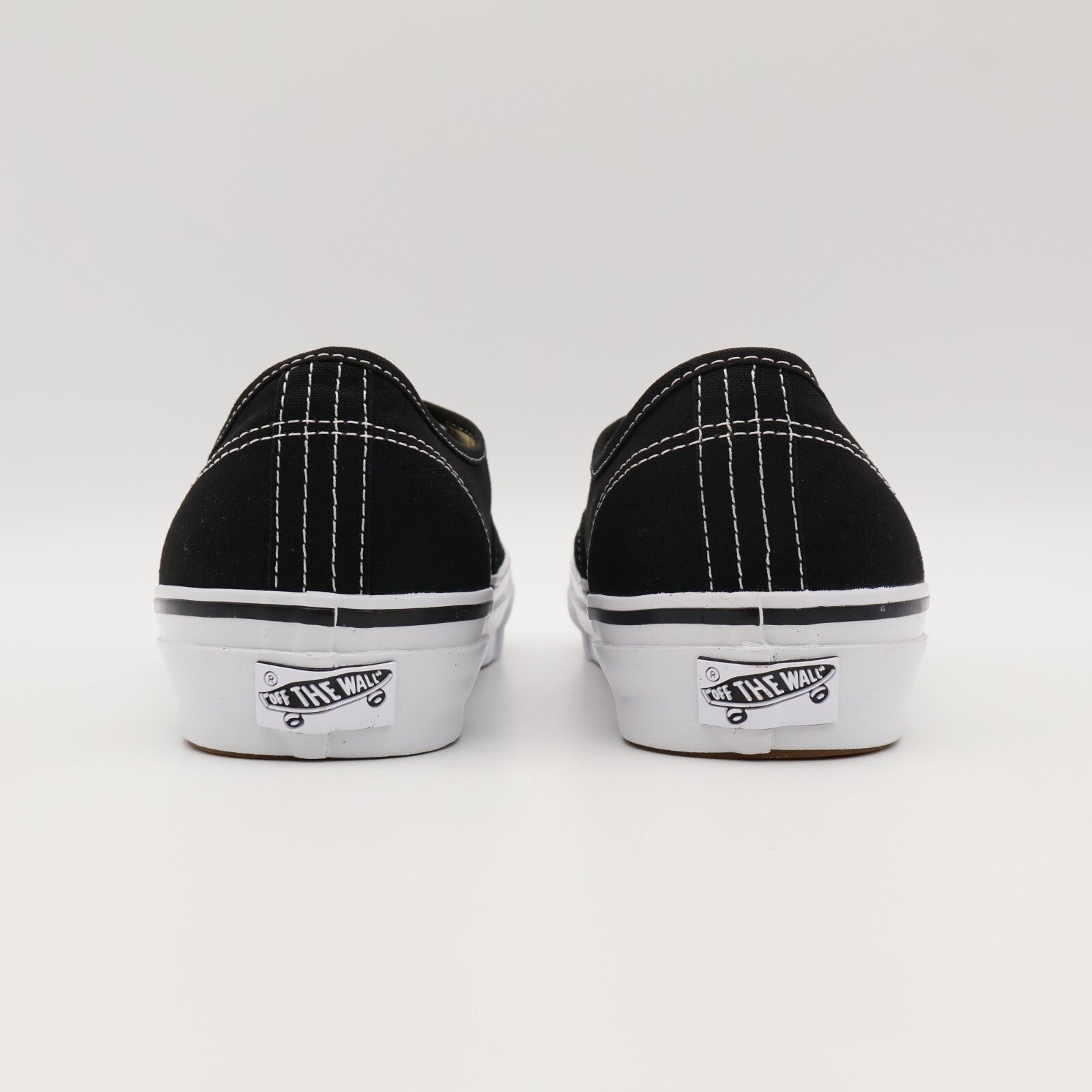 VN000D5KMCG Vans Premium Authentic 44 Black White (Men's)