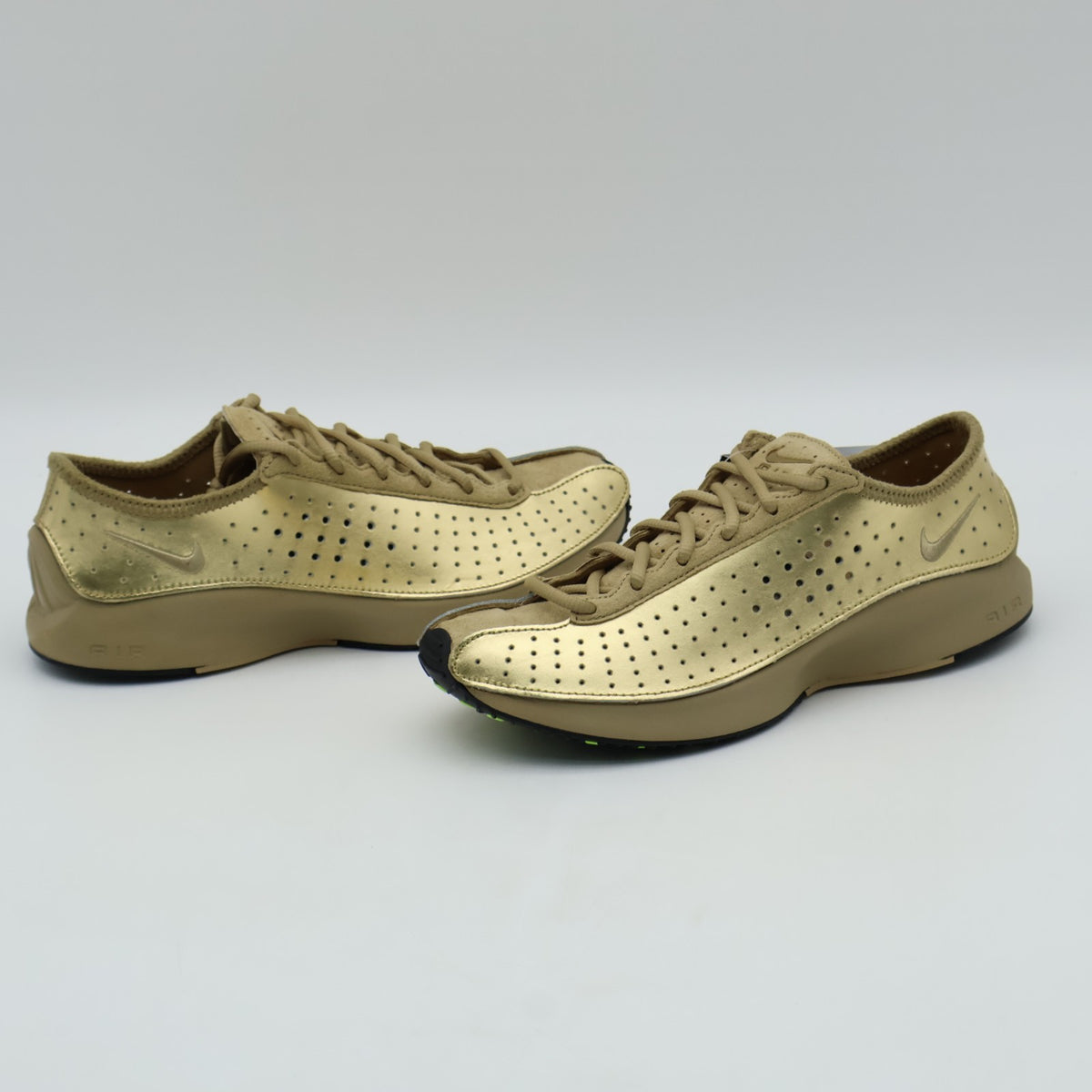 IB5824-700 Nike Air Superfly Metallic Gold (Women's)