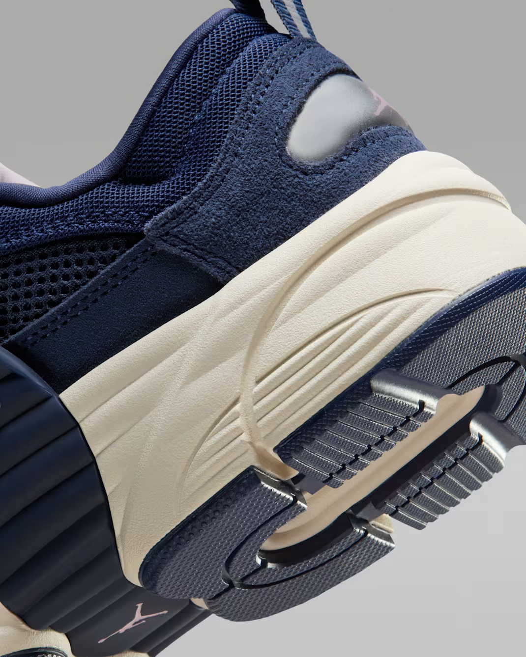 IB3722-400 Nike Jordan Trunner O/S Midnight Navy (Men's)