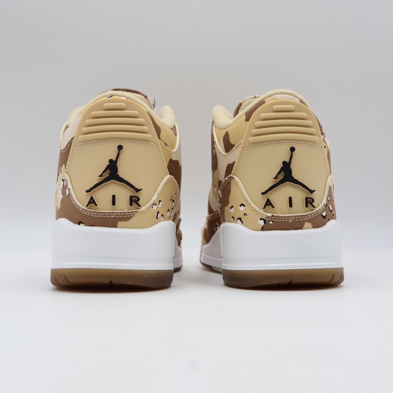 HM4301-200 Nike Air Jordan 3 Retro TEX Desert Camo (Women's)