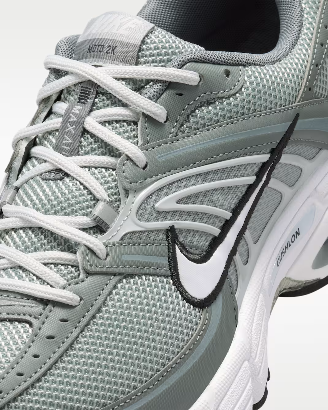 IU7904-001 Nike Air Max Moto 2K 2Tone (Men's)
