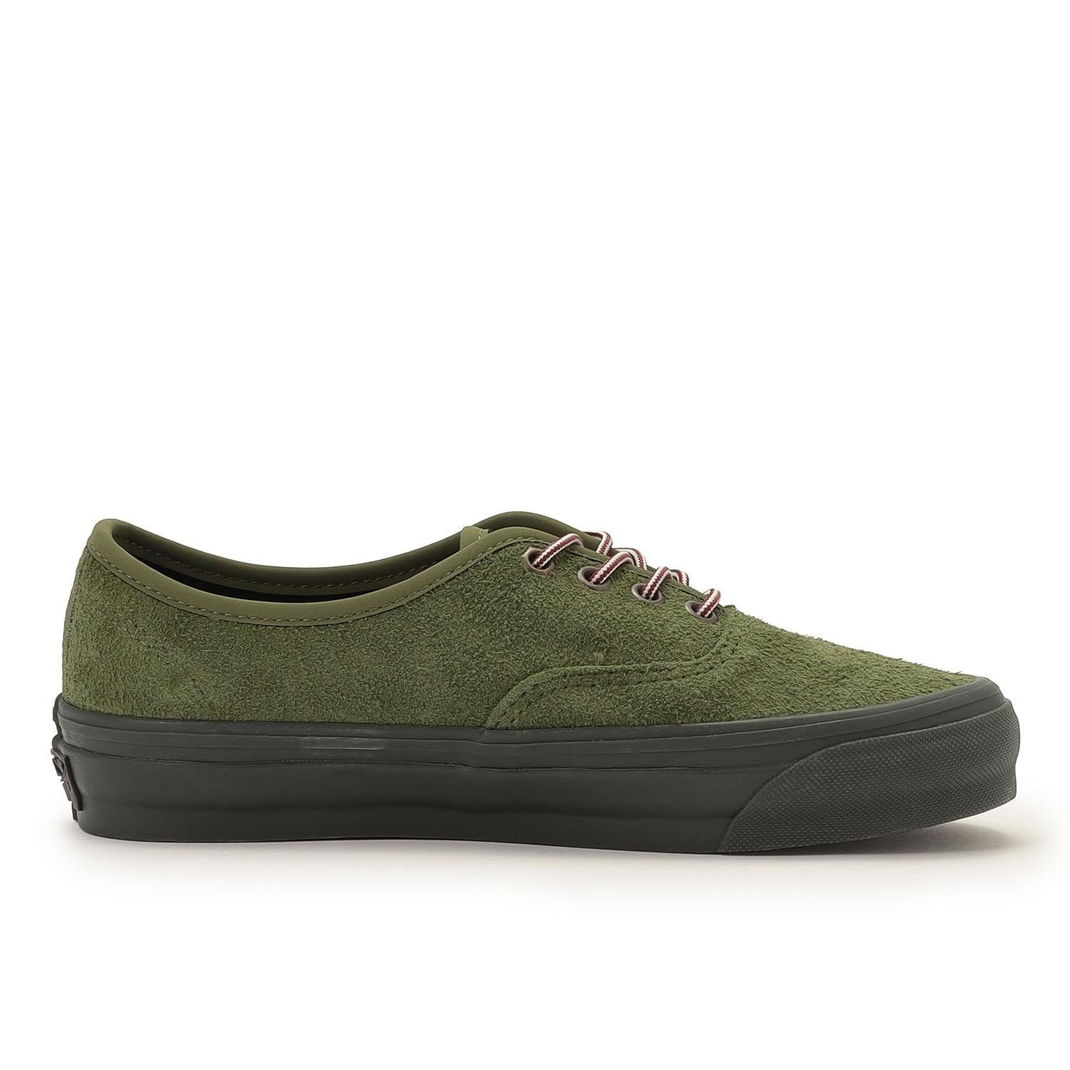 VN000Z02YJ7 Vans PREMIUM AUTHENTIC 44 (Men's)
