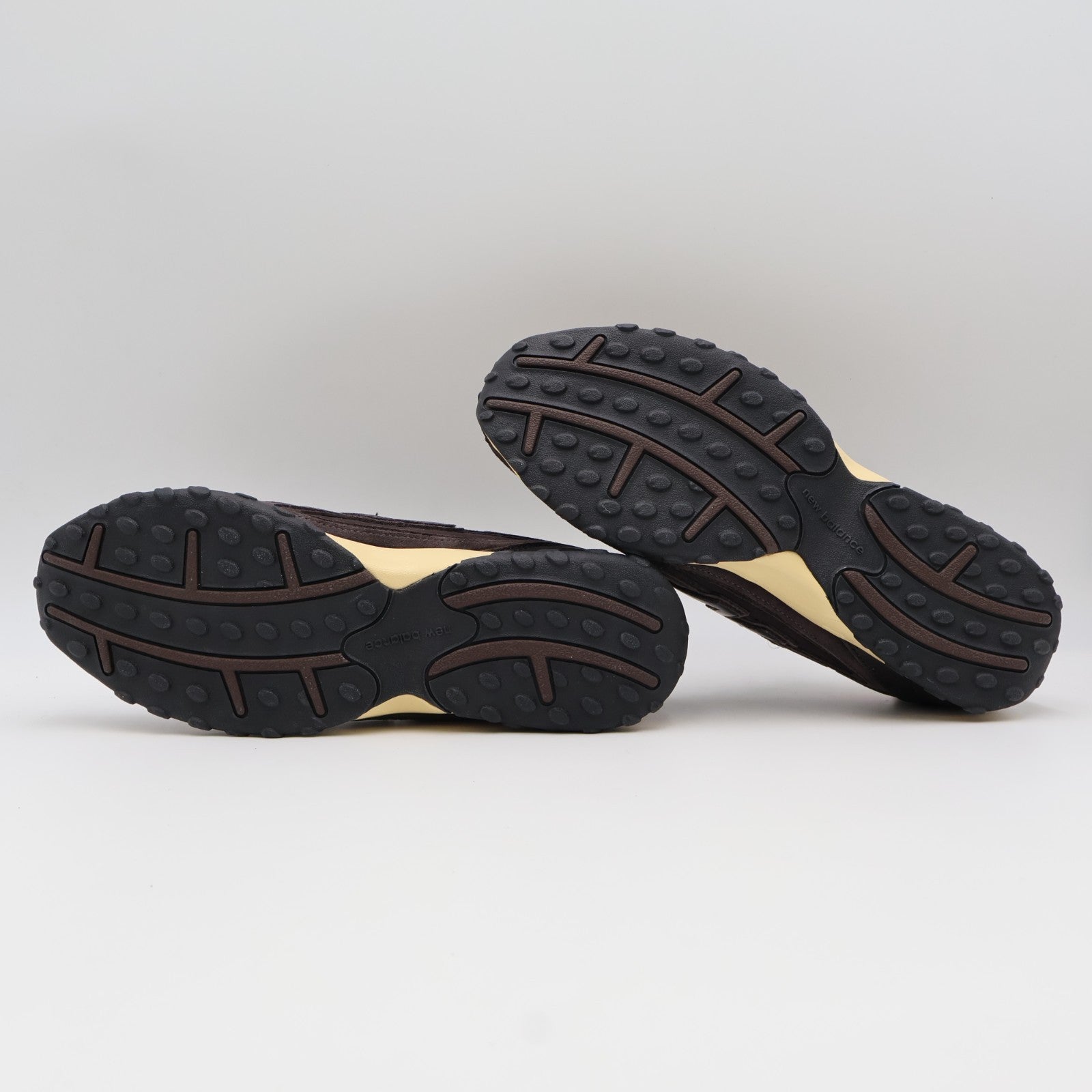 U204L5I7 AURALEE Ã New Balance 204L "Brown" (Men's)