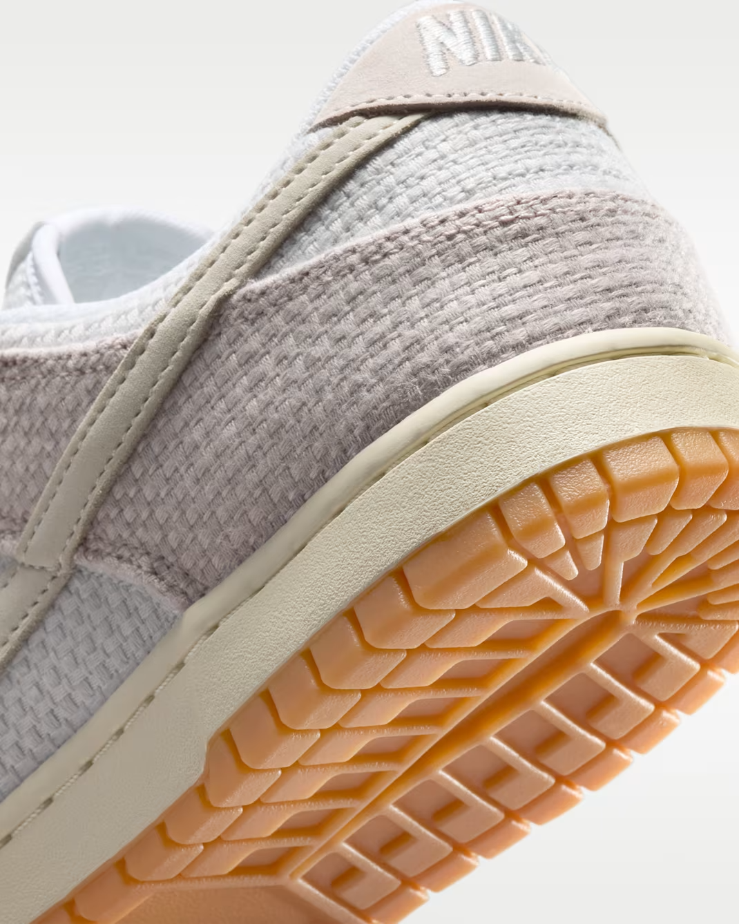II7078-200 Nike Dunk Low Retro SE Moon Particle Photon Dust (Men's)
