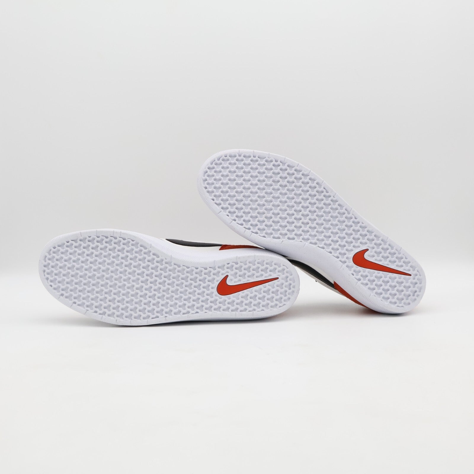 DV5477-100 Nike SB Force 58 Shattered Backboard (Men's)