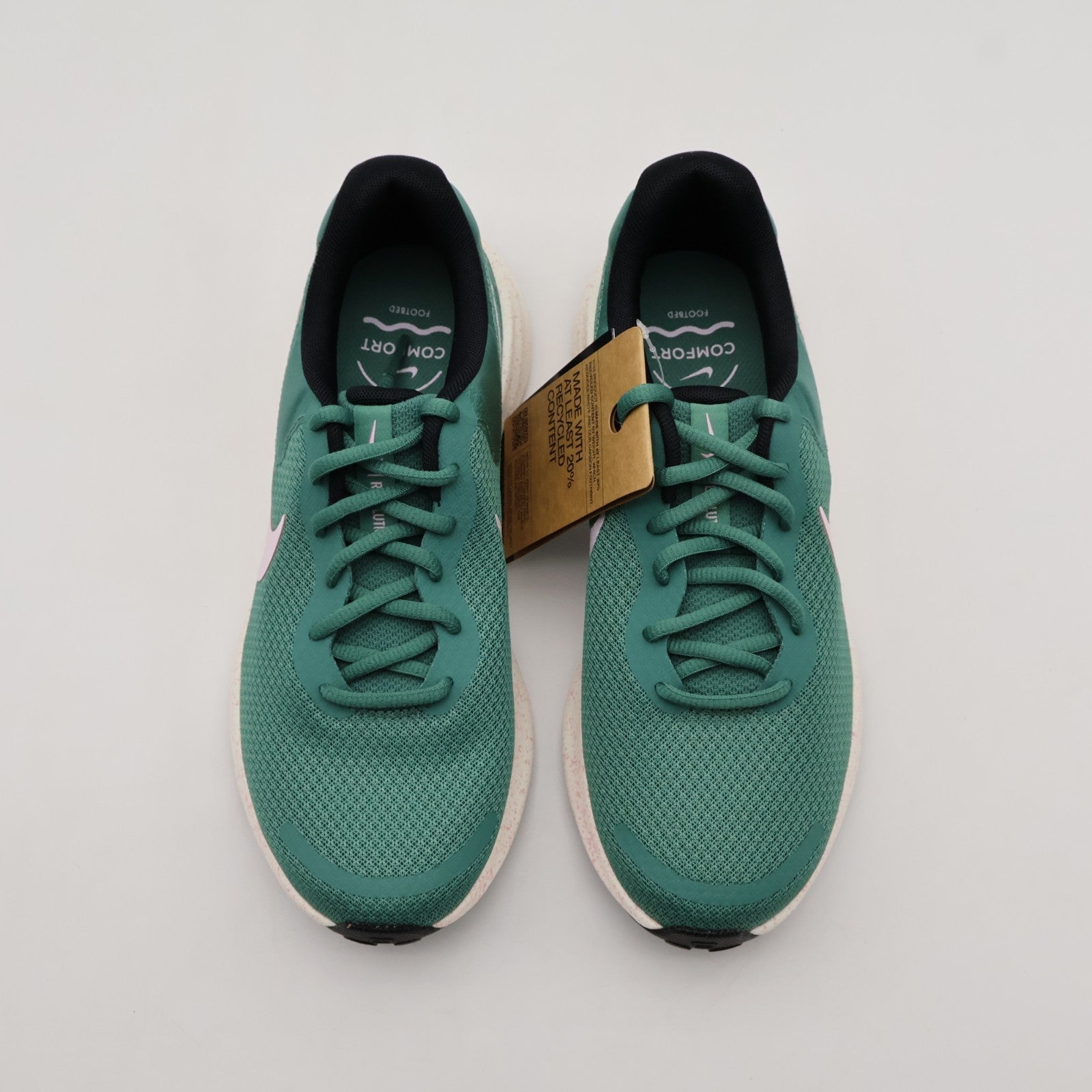 FB2208-301 NIKE Revolution 7 Road Running Shoes (Women's)