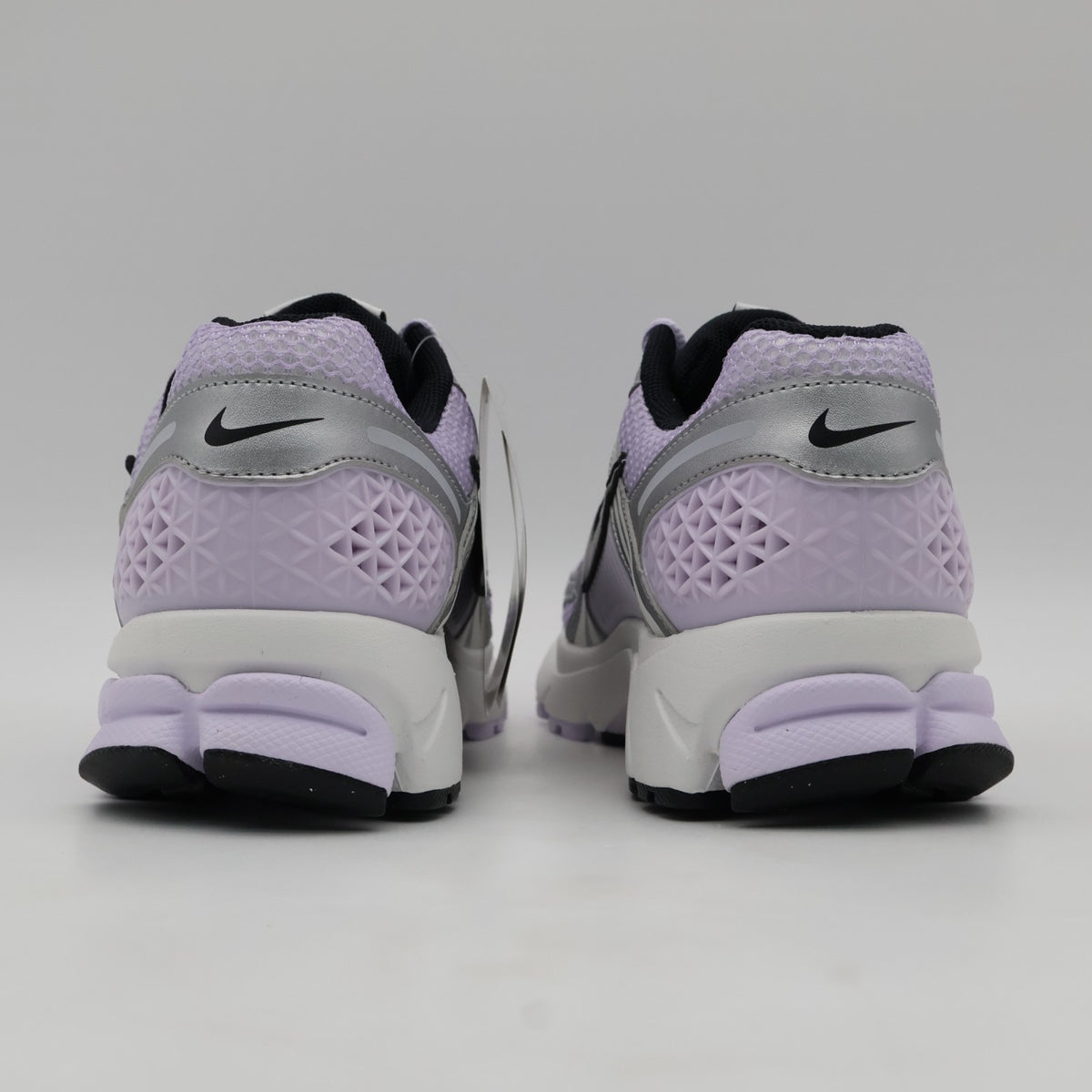 IB7253-500 Nike Zoom Vomero 5 Barely Grape Photon Dust Summit White (Women's)