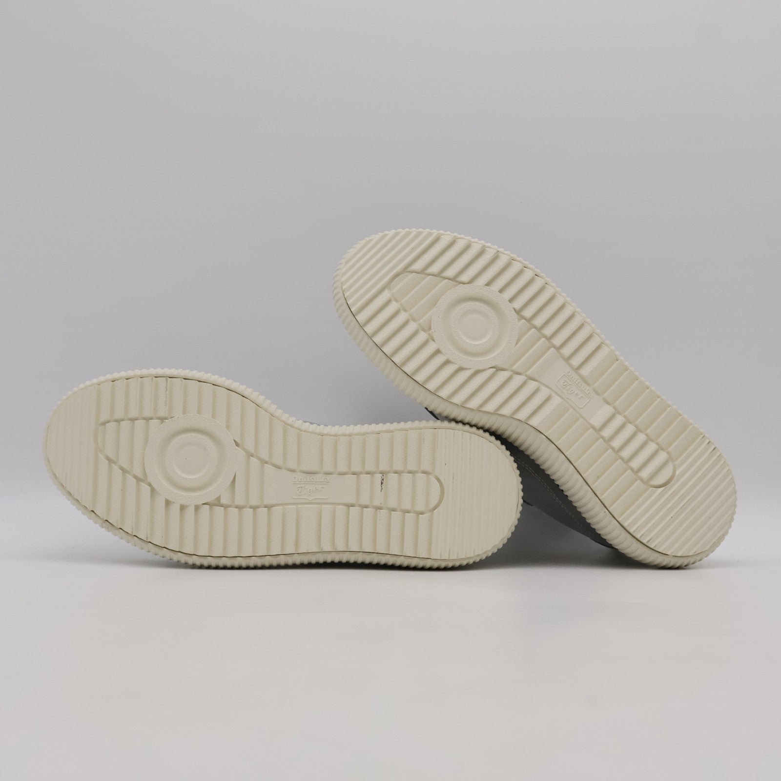 1183B941-020 Onitsuka Tiger Delecity Pure Silver (Men's)