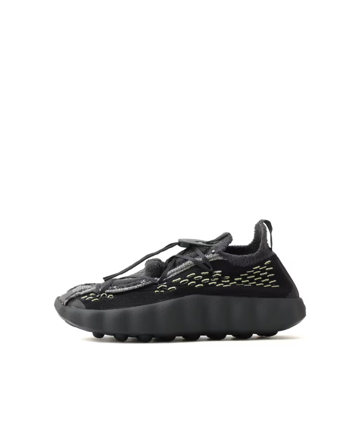 IR2176-002 Nike Mind 002 FK QS "Black/Dk Smoke Grey" (Men's)