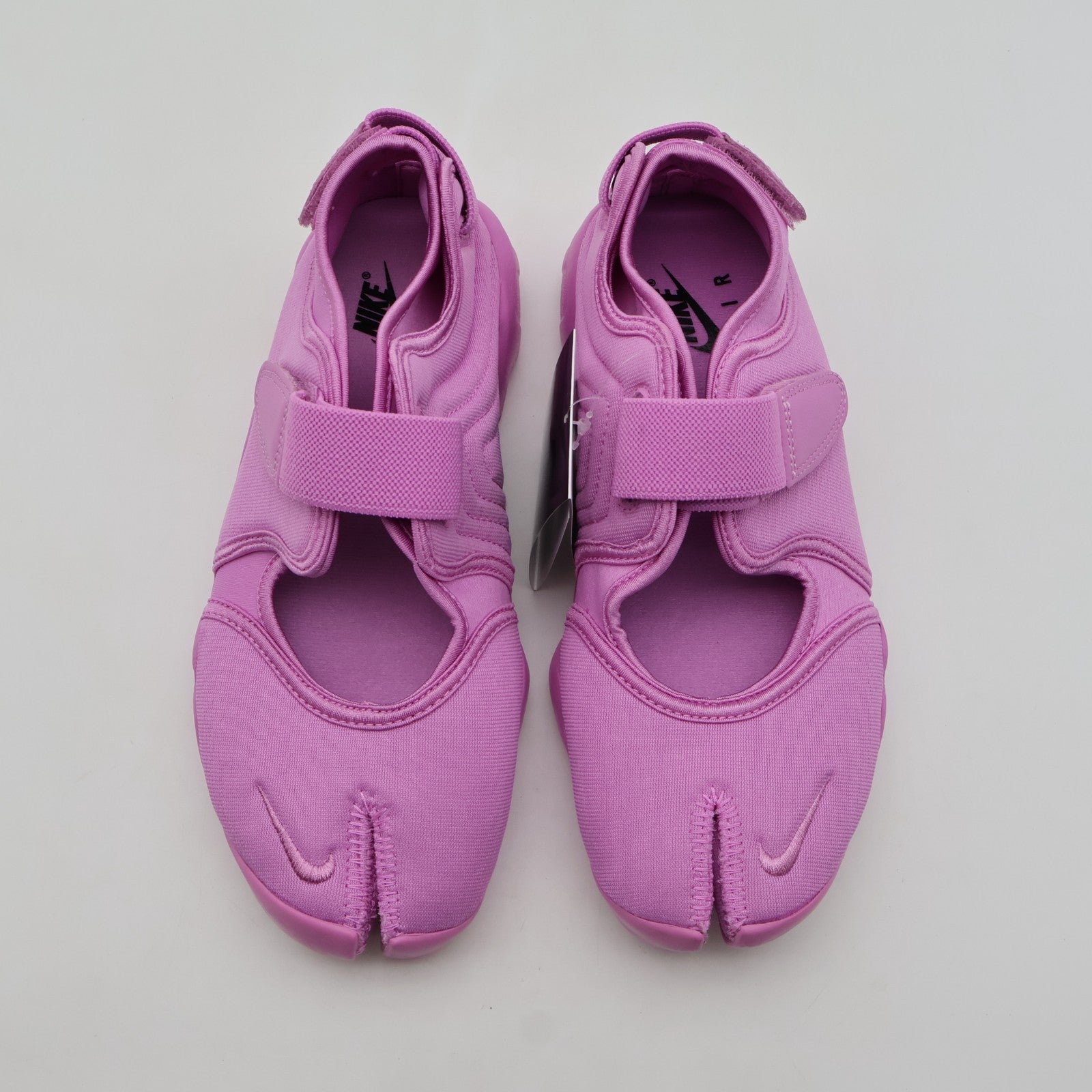 IV6058-500 Nike Air Rift "Light Magenta" (Women's)