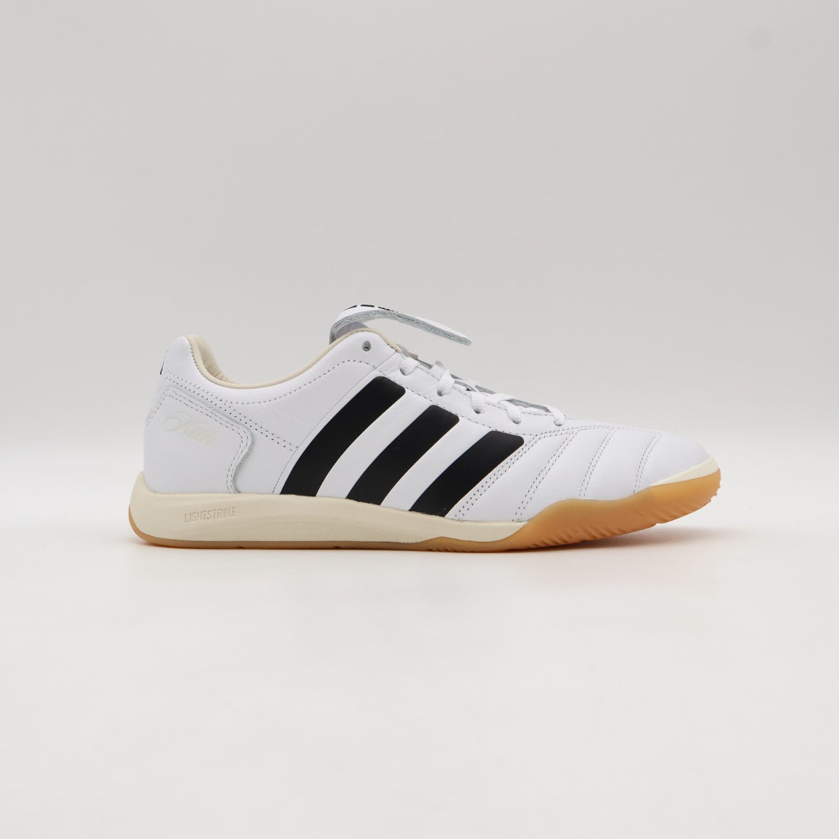 JS0727 Kith Ã adidas Football Predator 2002 IC White Black Gum (Men's)