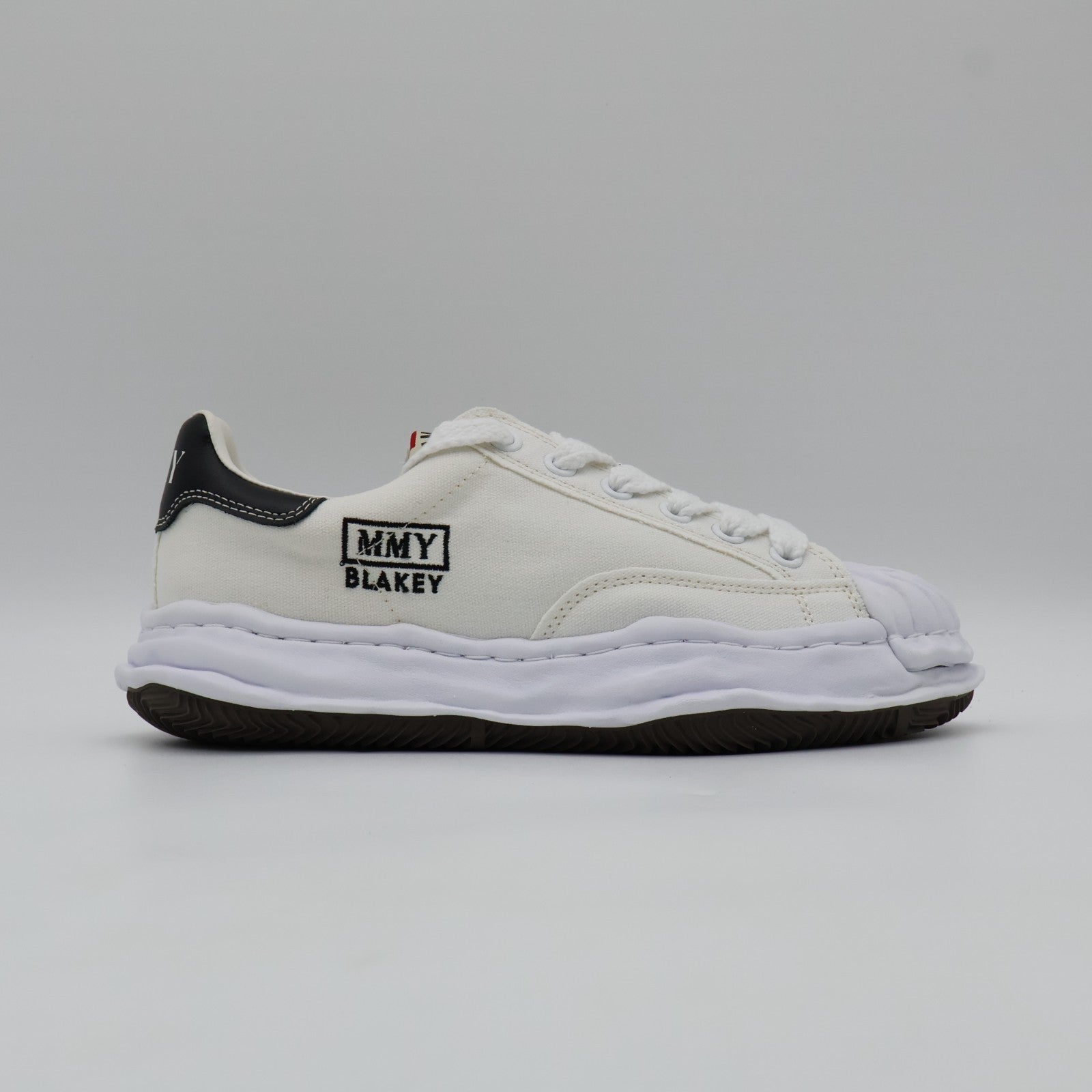 A08FW735-white Maison MIHARA YASUHIRO BLAKEY Original Sole Canvas Low (Men's)