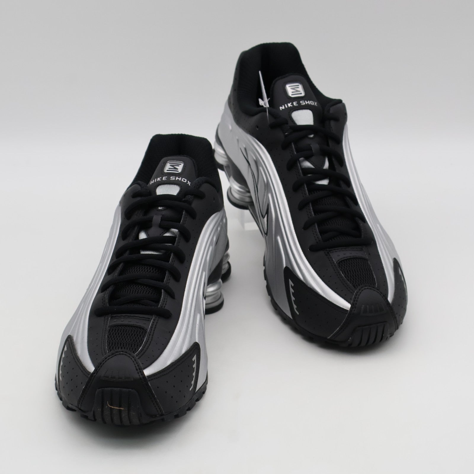 HQ1988-007 Nike Shox R4 Metallic Silver Black (Men's)