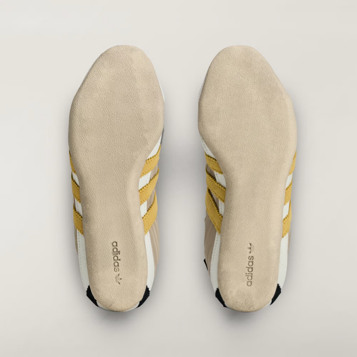 KJ4401 Song For The Mute adidass Tokyo Off White (Women's)