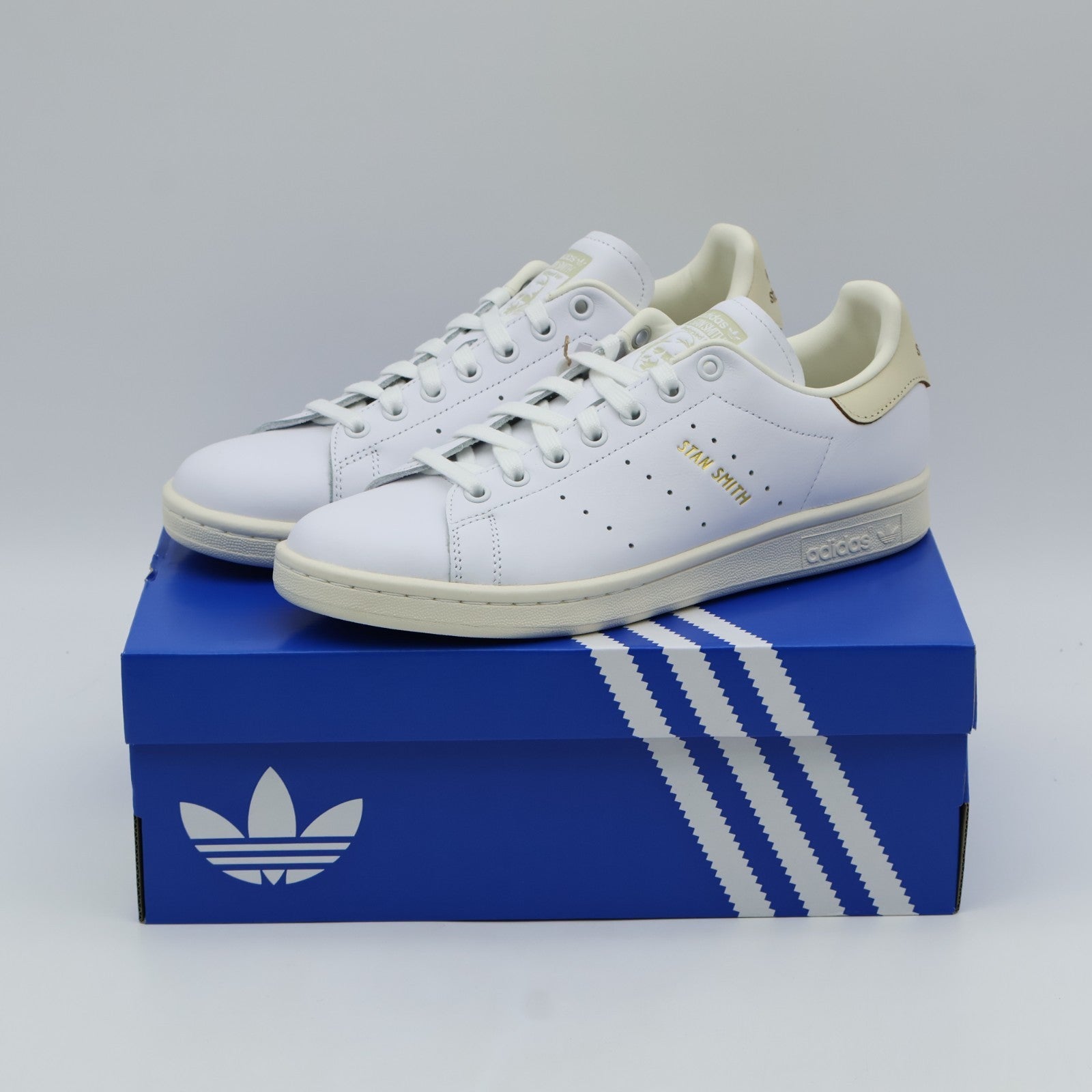 JH7428 adidas Stan Smith "Cloud White/Off White" (Men's)