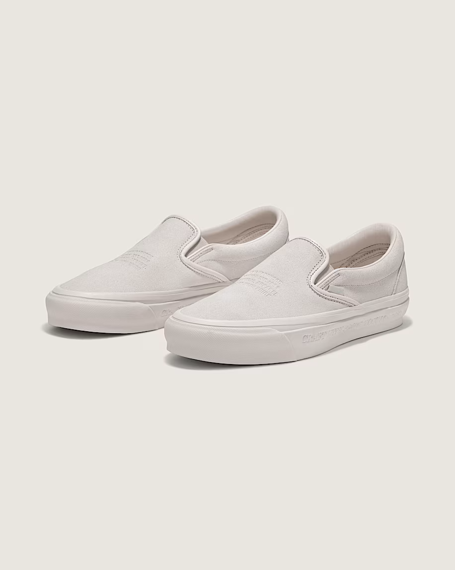VN000EDG7VJ NEIGHBORHOOD Ã OTW by Vans Classic Slip-On 98 Natural (Men's)